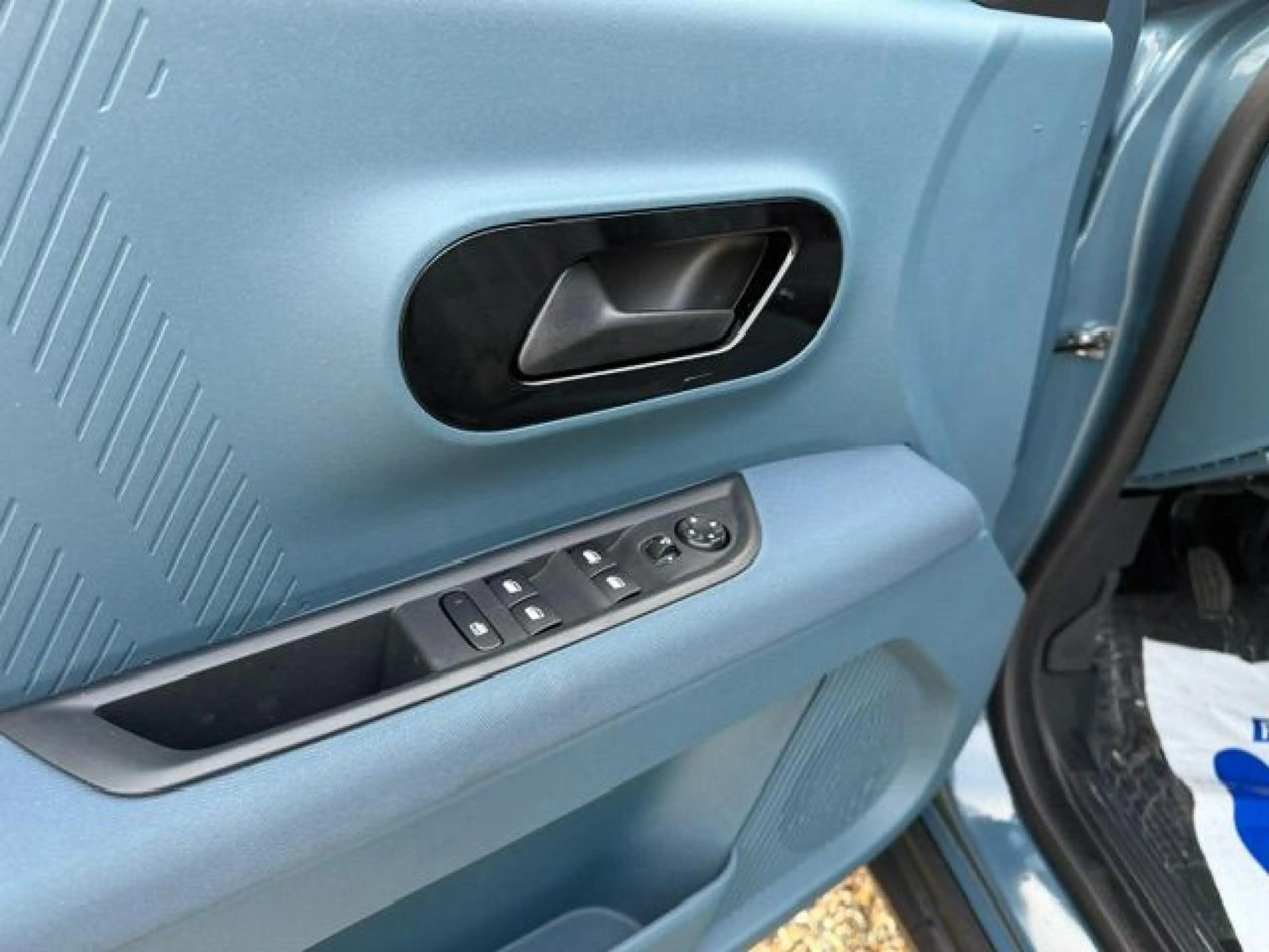 Fiat Grande Panda 1.2 Turbo 74 kW La Prima — photo 11