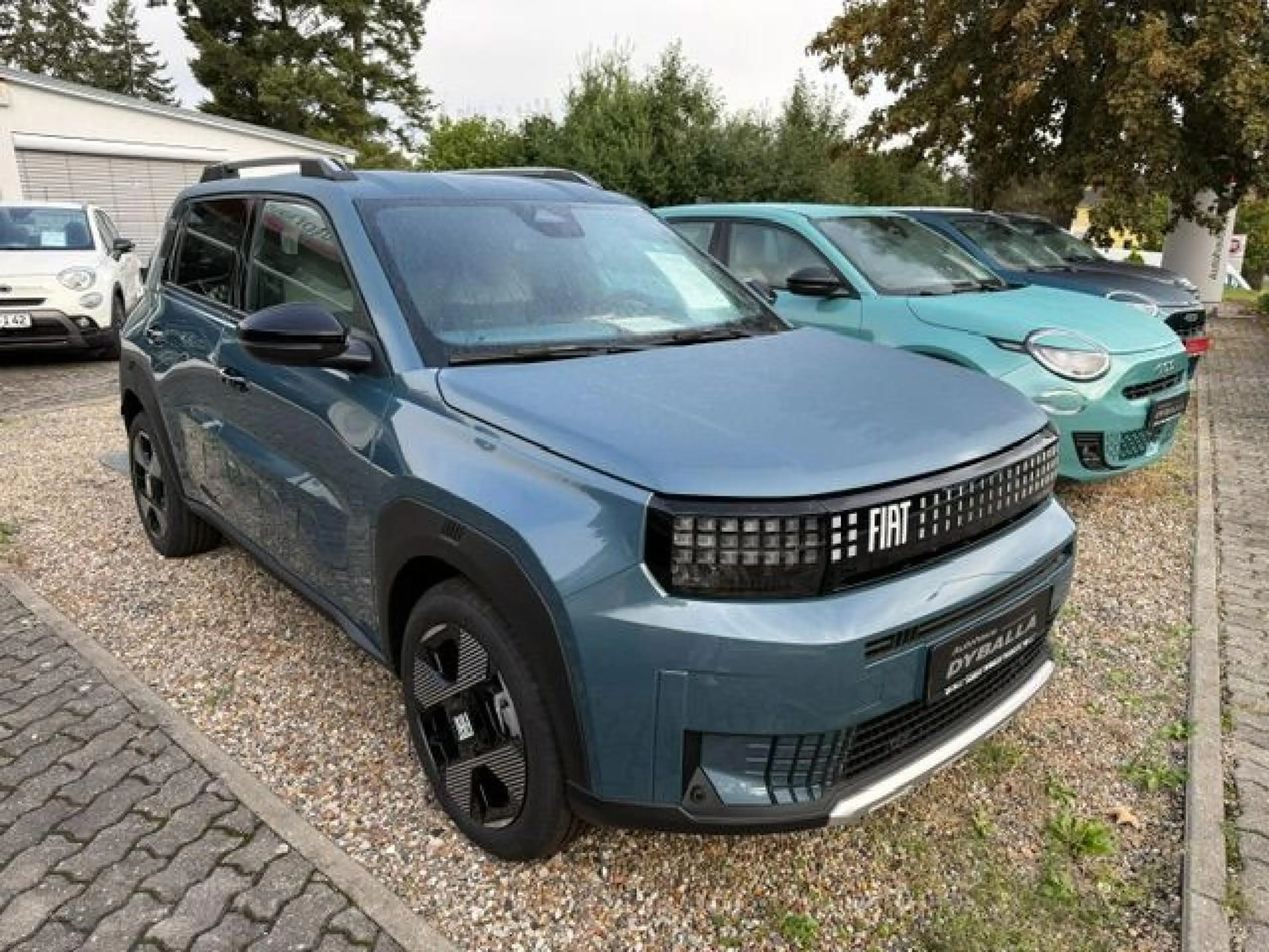 Fiat Grande Panda 1.2 Turbo 74 kW La Prima — photo 2