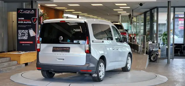 Volkswagen Caddy view 7