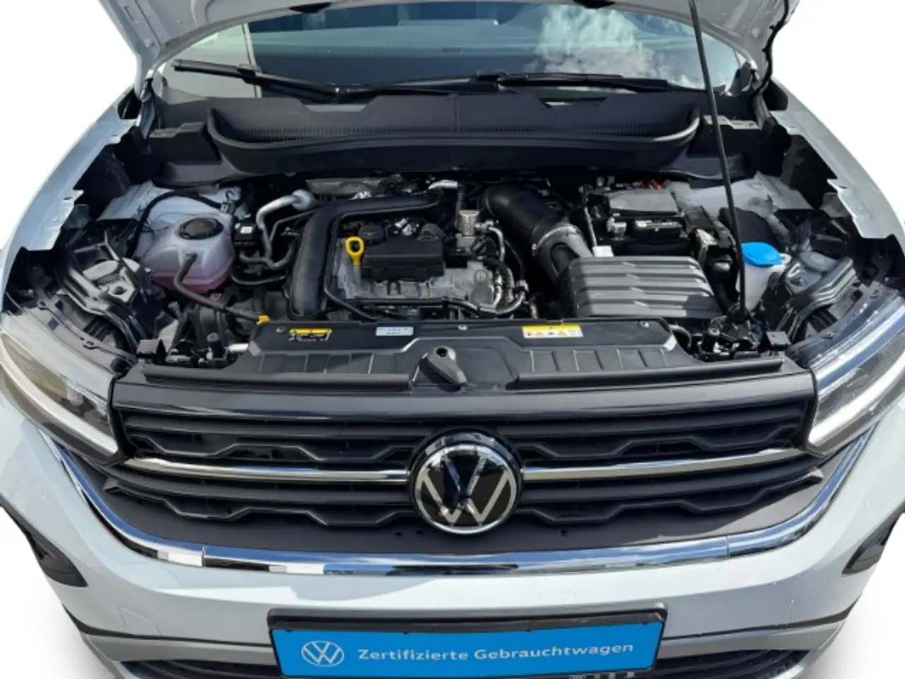 Volkswagen T-Cross 1.0TSI DSG Goal LED NAVI AHK ACC 2ZKLIMA LIGHT ASS 9