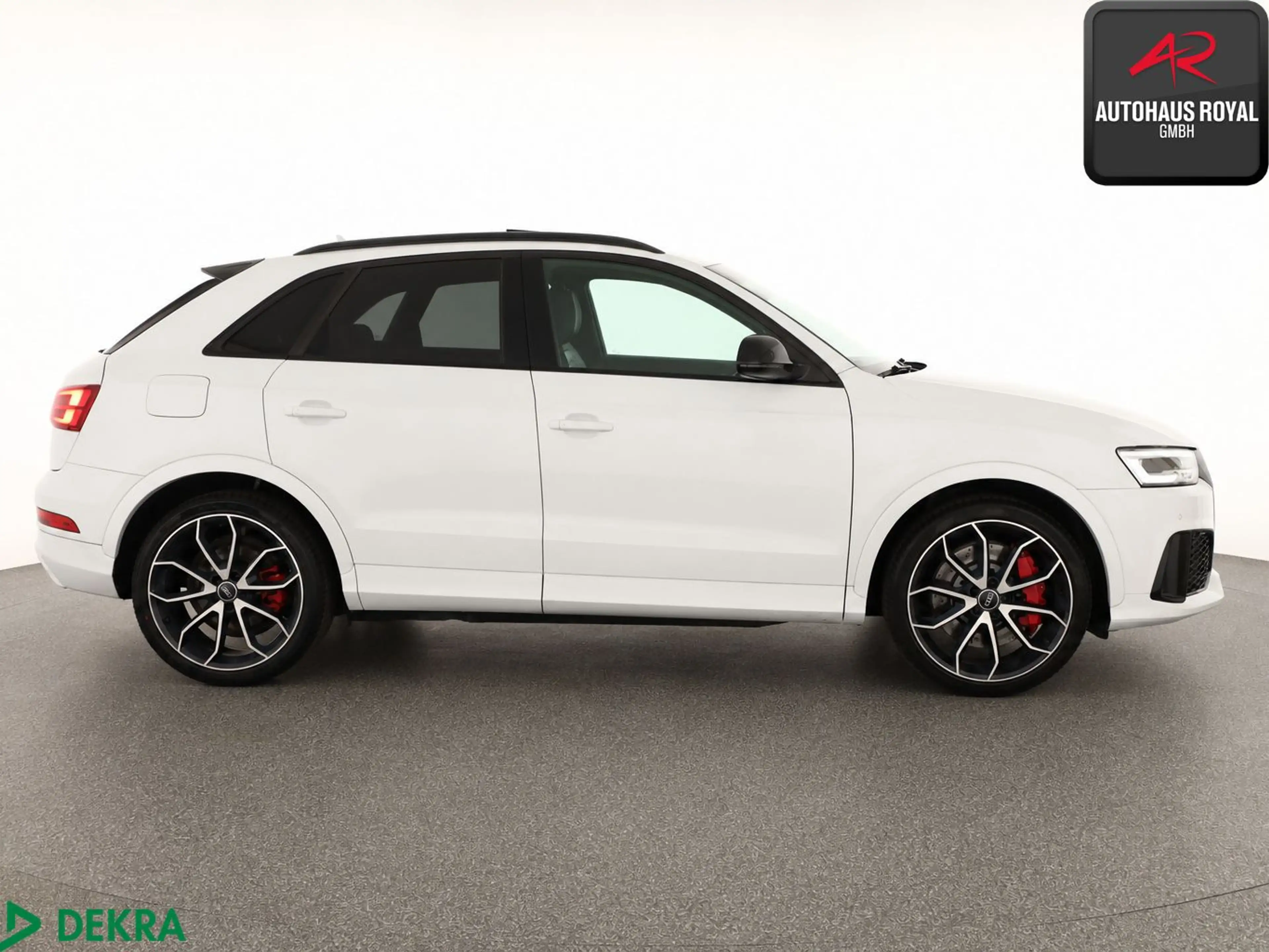 Audi RS Q3 2.5 TFSI qu PERFORMANCE PANO,BOSE,KEYLESSGO — photo 6