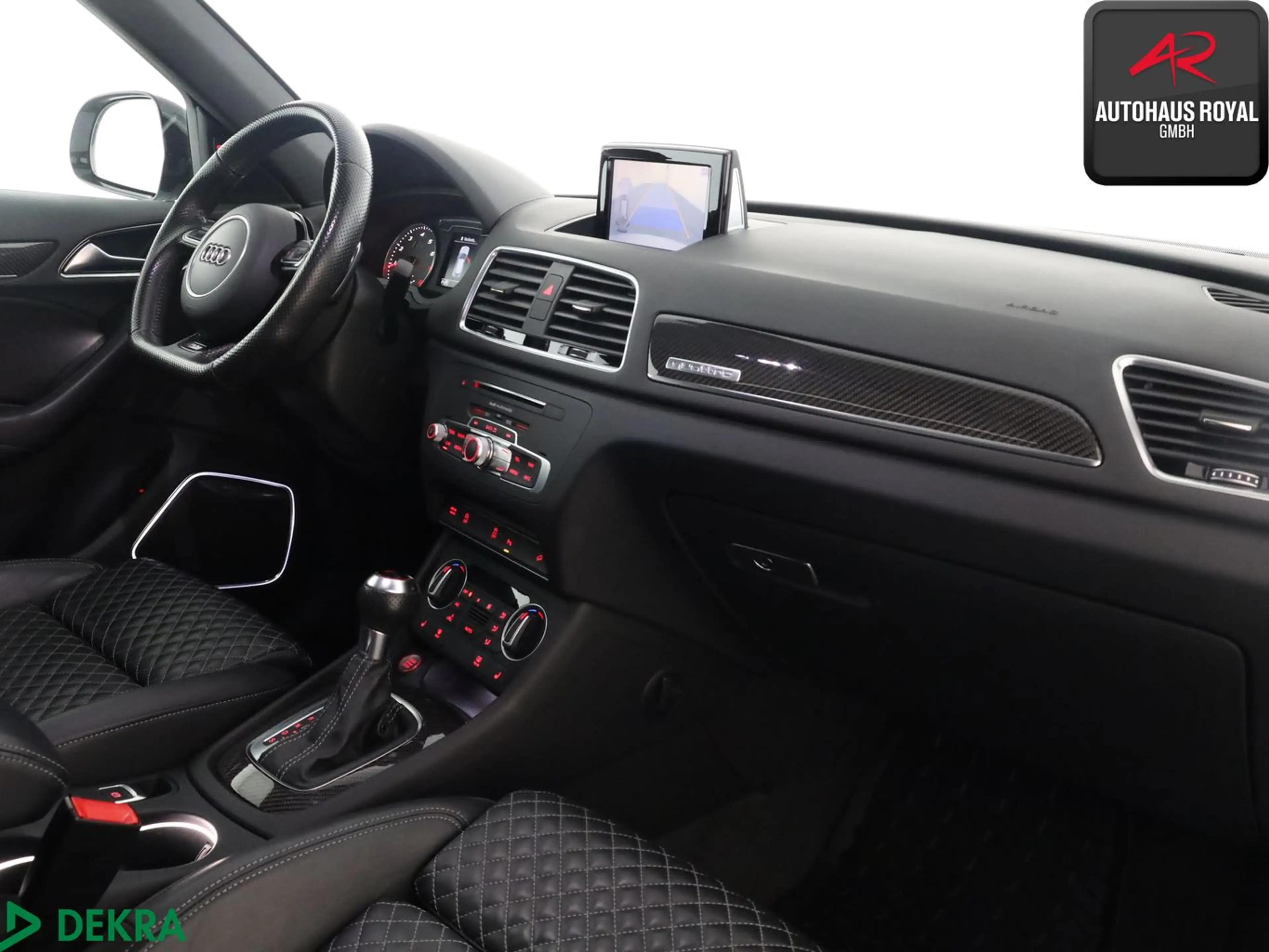 Audi RS Q3 2.5 TFSI qu PERFORMANCE PANO,BOSE,KEYLESSGO — photo 11