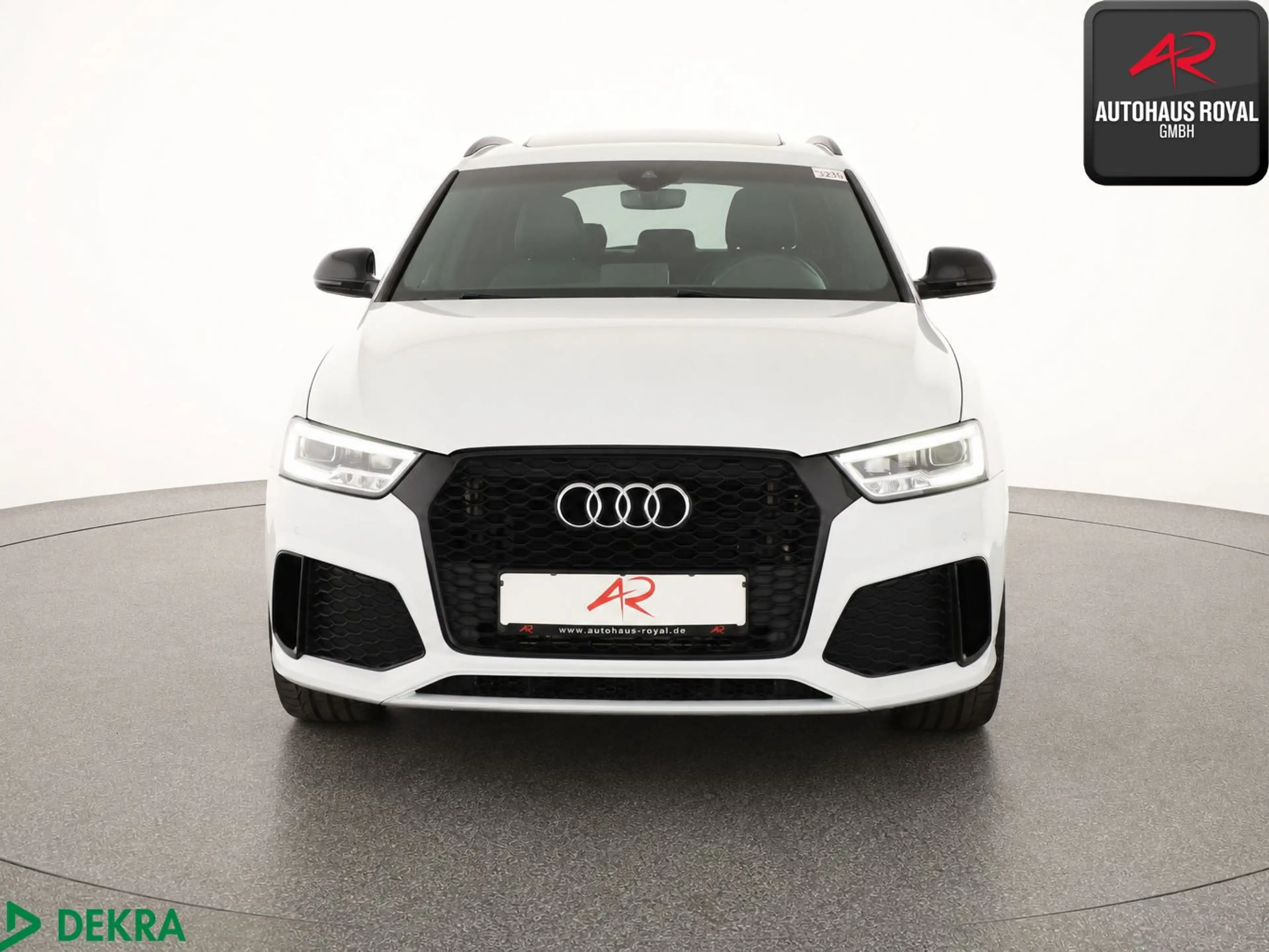 Audi RS Q3 2.5 TFSI qu PERFORMANCE PANO,BOSE,KEYLESSGO — photo 8