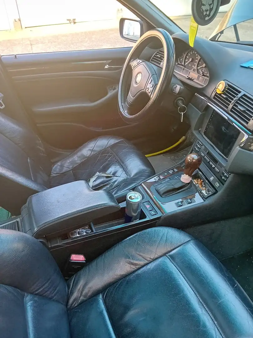 BMW 323 323i Green - 1