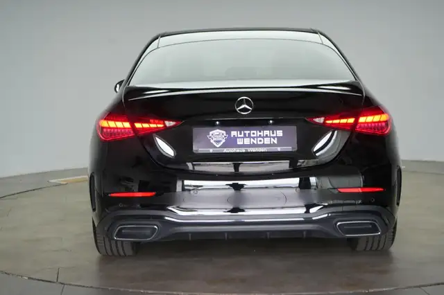 Mercedes-Benz 300 view 5