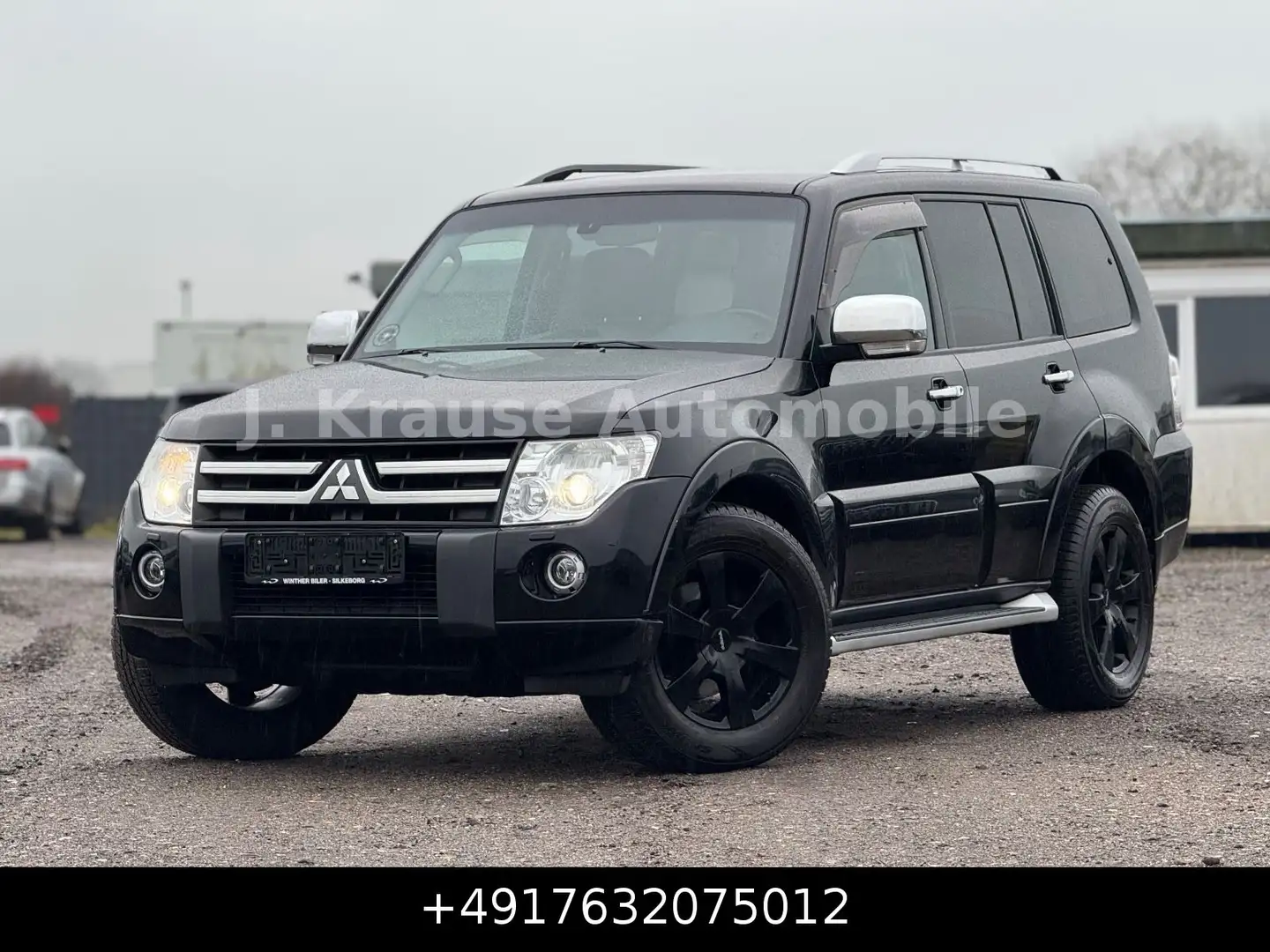 Mitsubishi Pajero 3.2 DI-D Aut. Xen Leder Navi Kamera Schwarz - 1