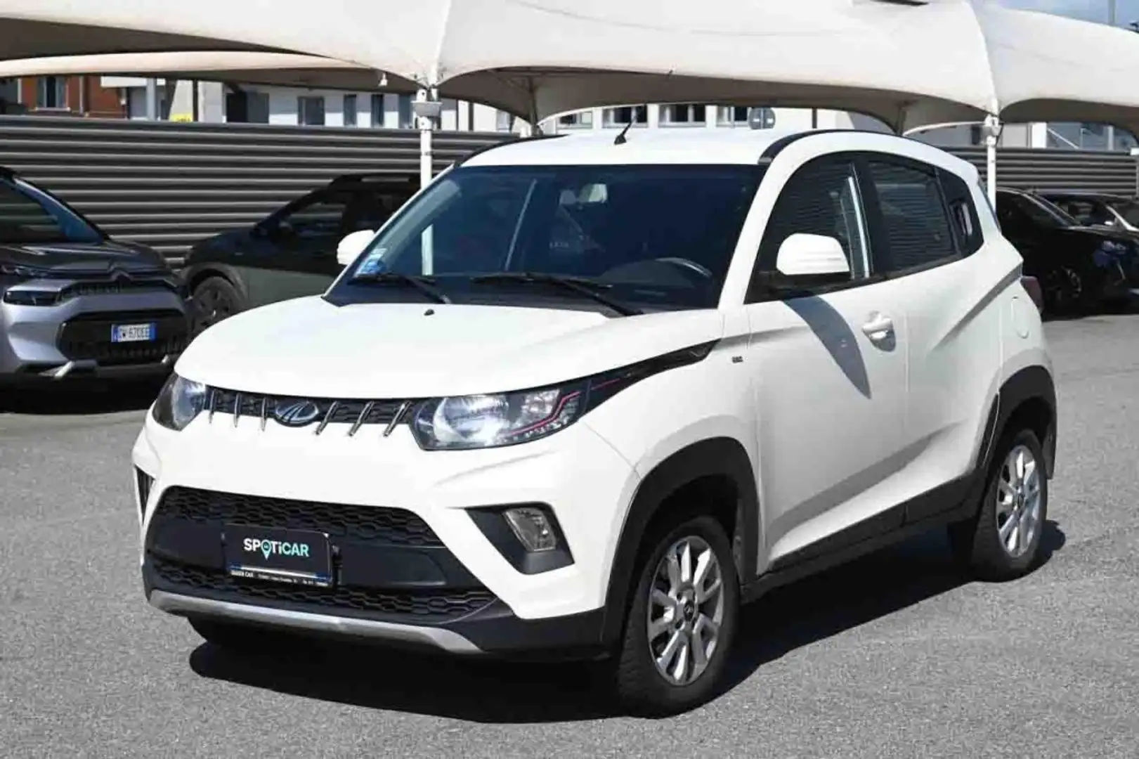 Mahindra KUV100 1.2 VVT M-Bifuel(GPL) K8 Weiß - 1