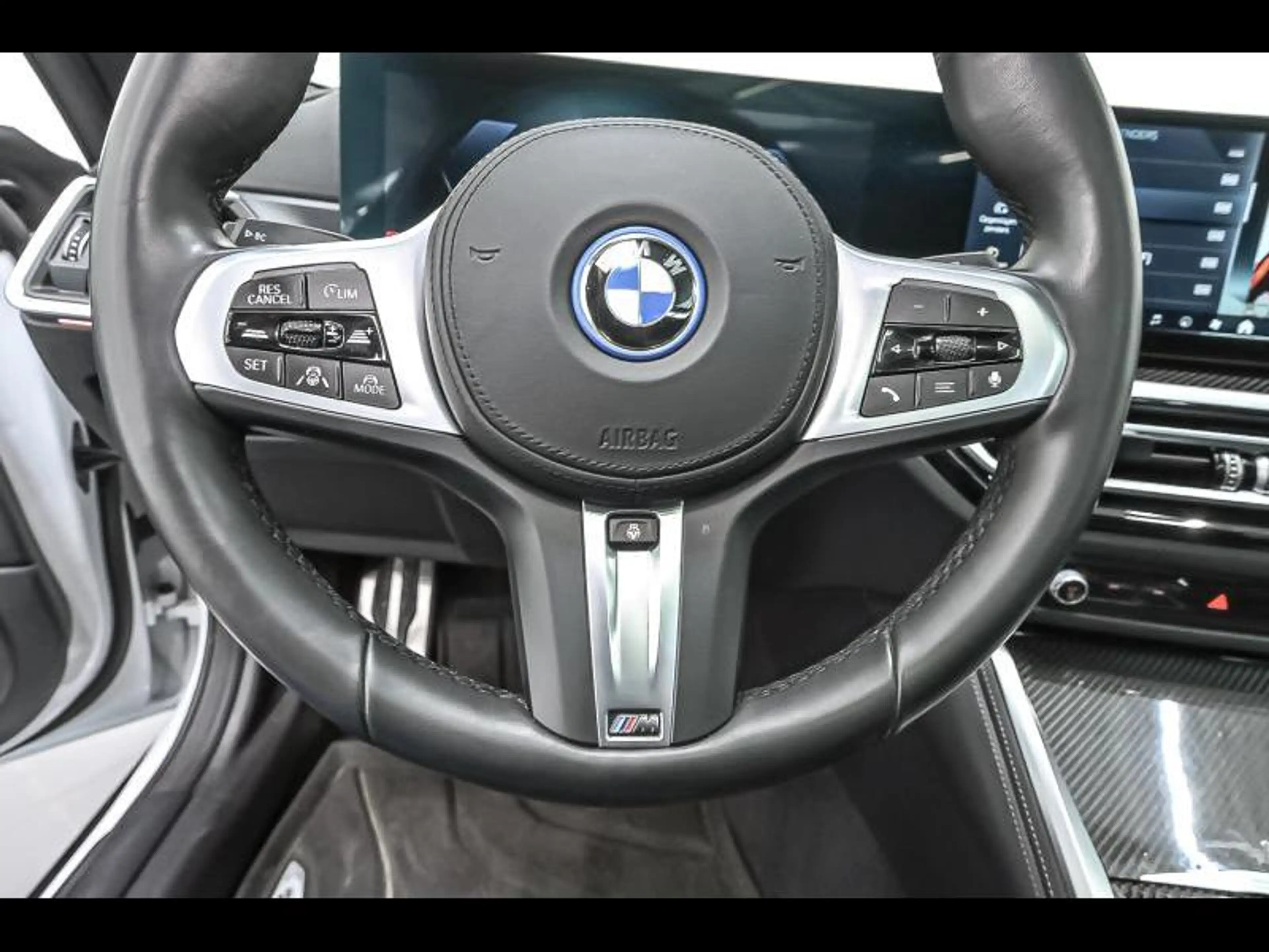 BMW i4 eDrive40 - Msport|Pano|Laser|H&K — photo 7
