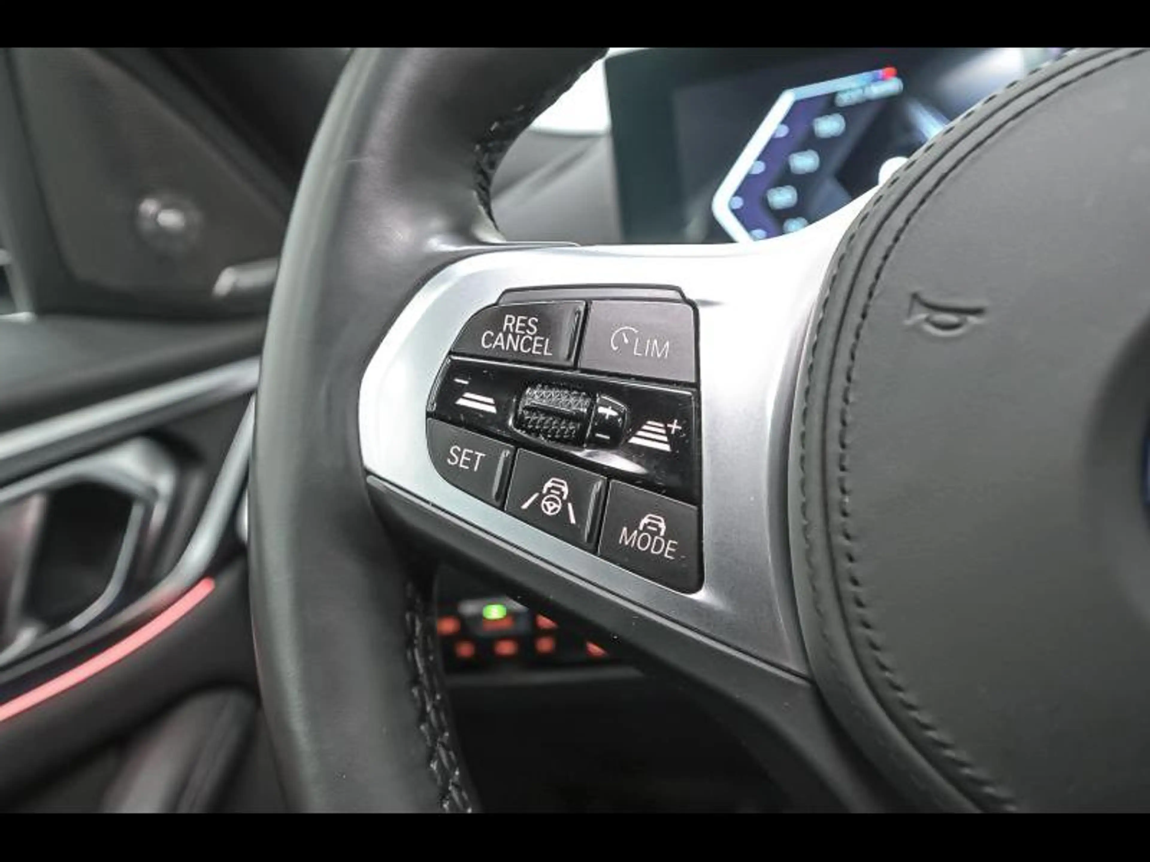 BMW i4 eDrive40 - Msport|Pano|Laser|H&K — photo 14