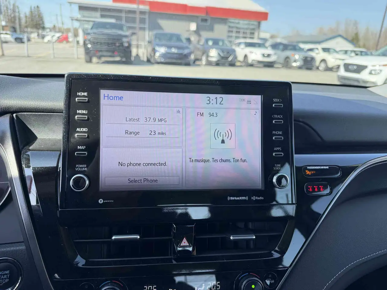 Toyota Camry снимка Toyota Camry