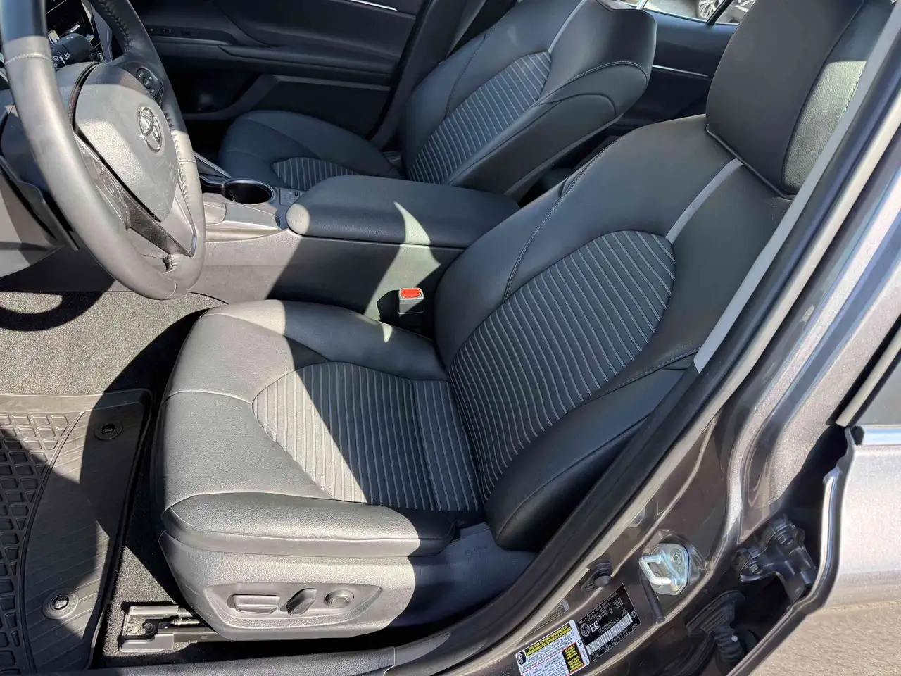 Toyota Camry снимка Toyota Camry