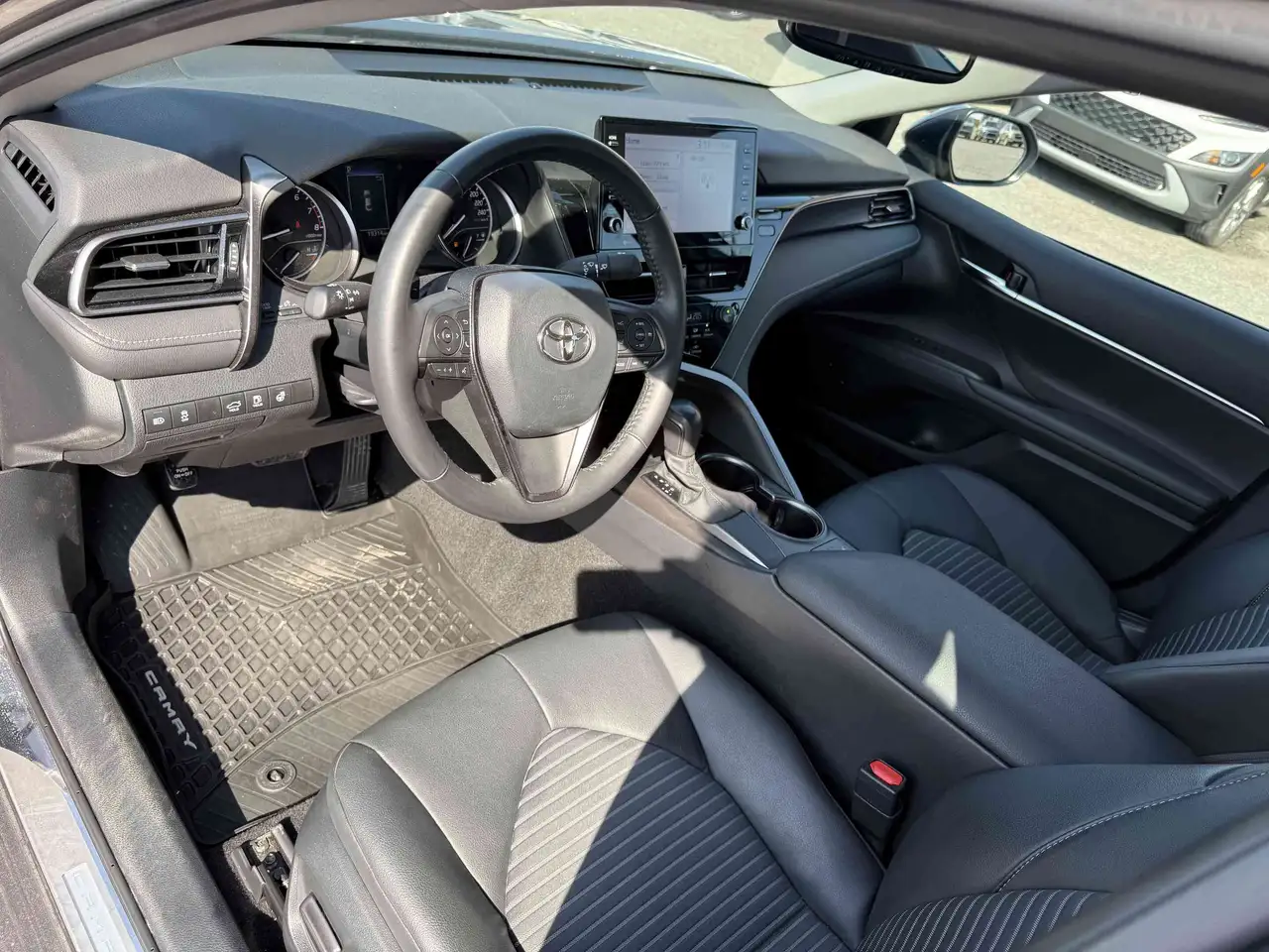 Toyota Camry снимка Toyota Camry
