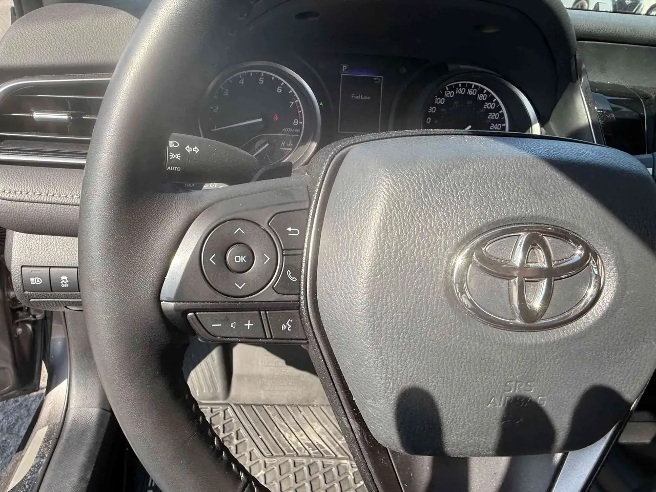 Toyota Camry снимка Toyota Camry