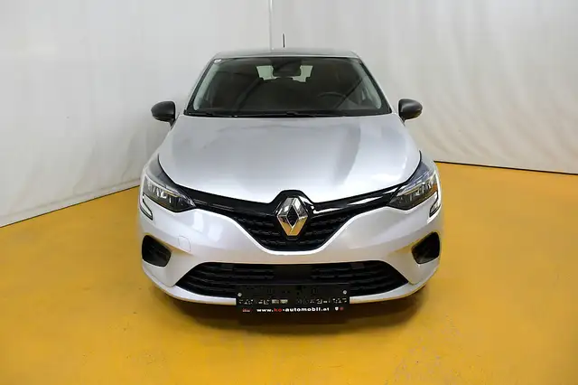 Renault Clio view 5