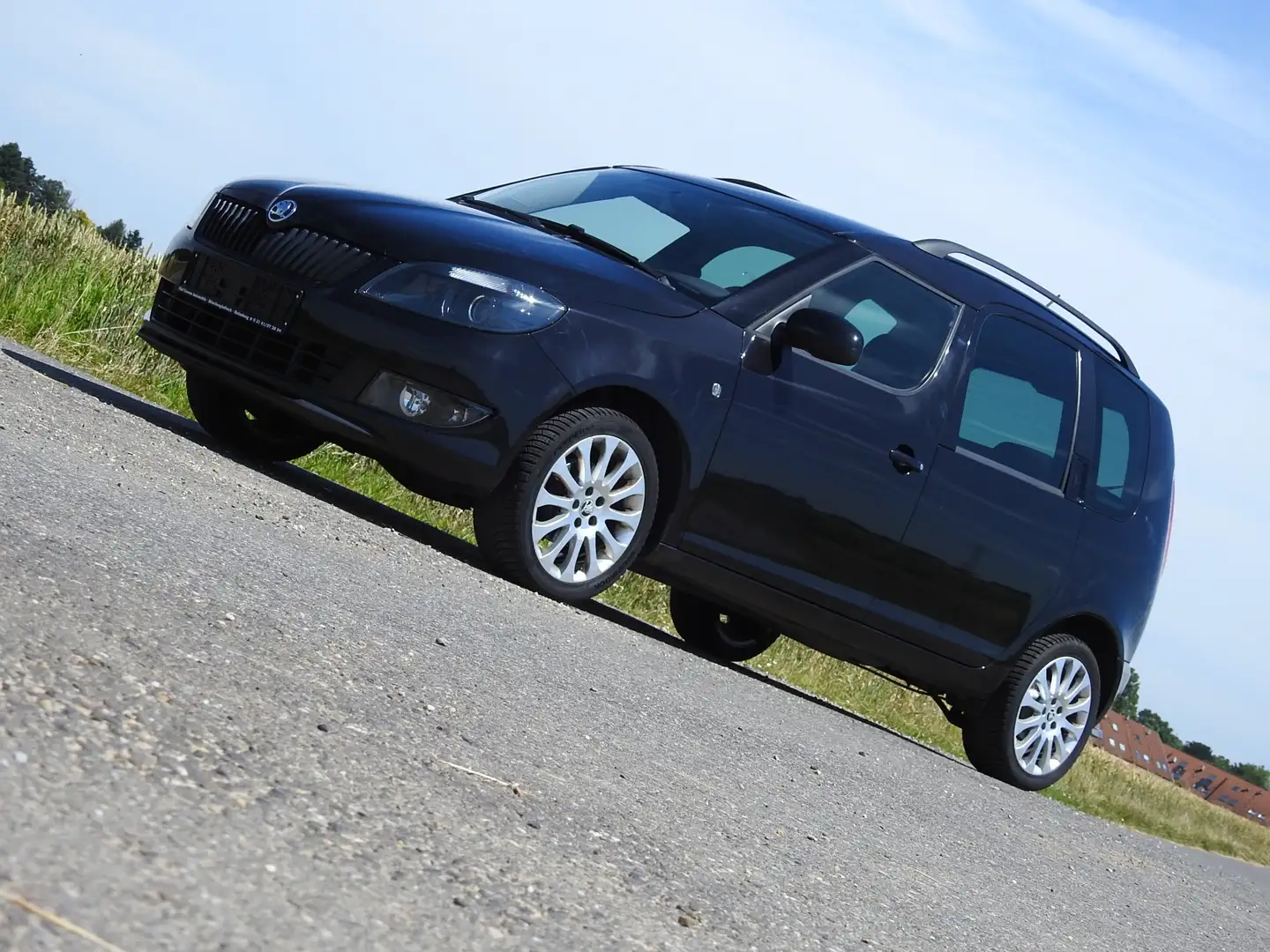 Skoda Roomster 1.2 TSI . Klima. Ganzjahresreifen. Sitzheizung! Negro - 2