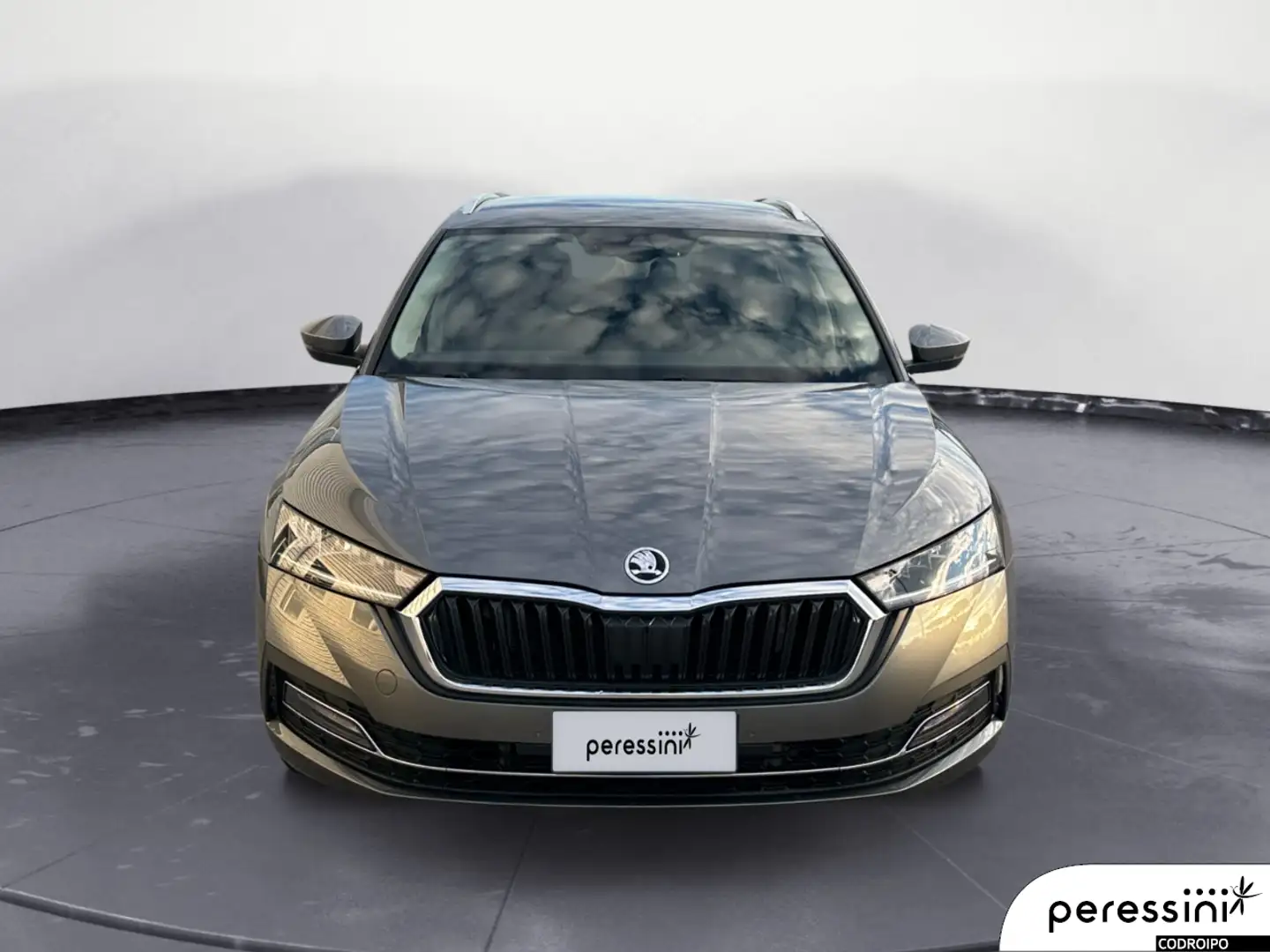 Skoda Octavia WAGON 1.5 E-TEC AMBITION DSG Argento - 2