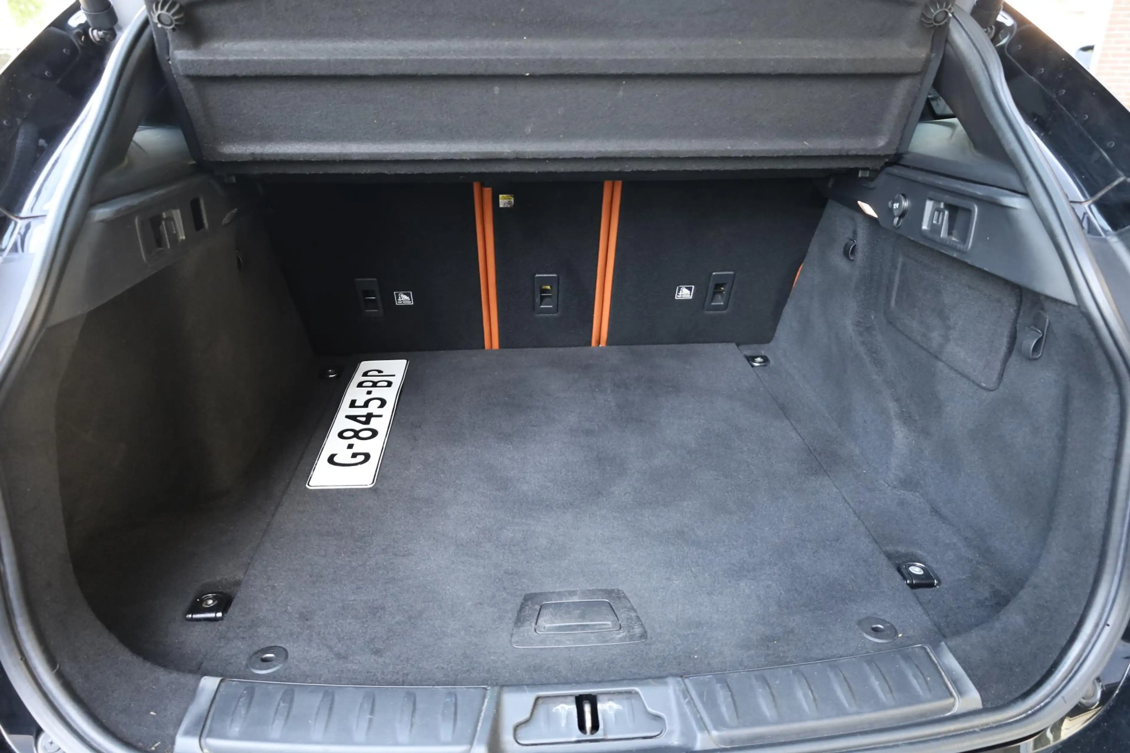 Jaguar F-Pace 2.0 Prestige AWD 25t LEER TREKHAAK-AFN PANO CAMERA — photo 42