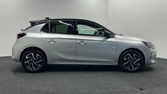 Opel Corsa view 9