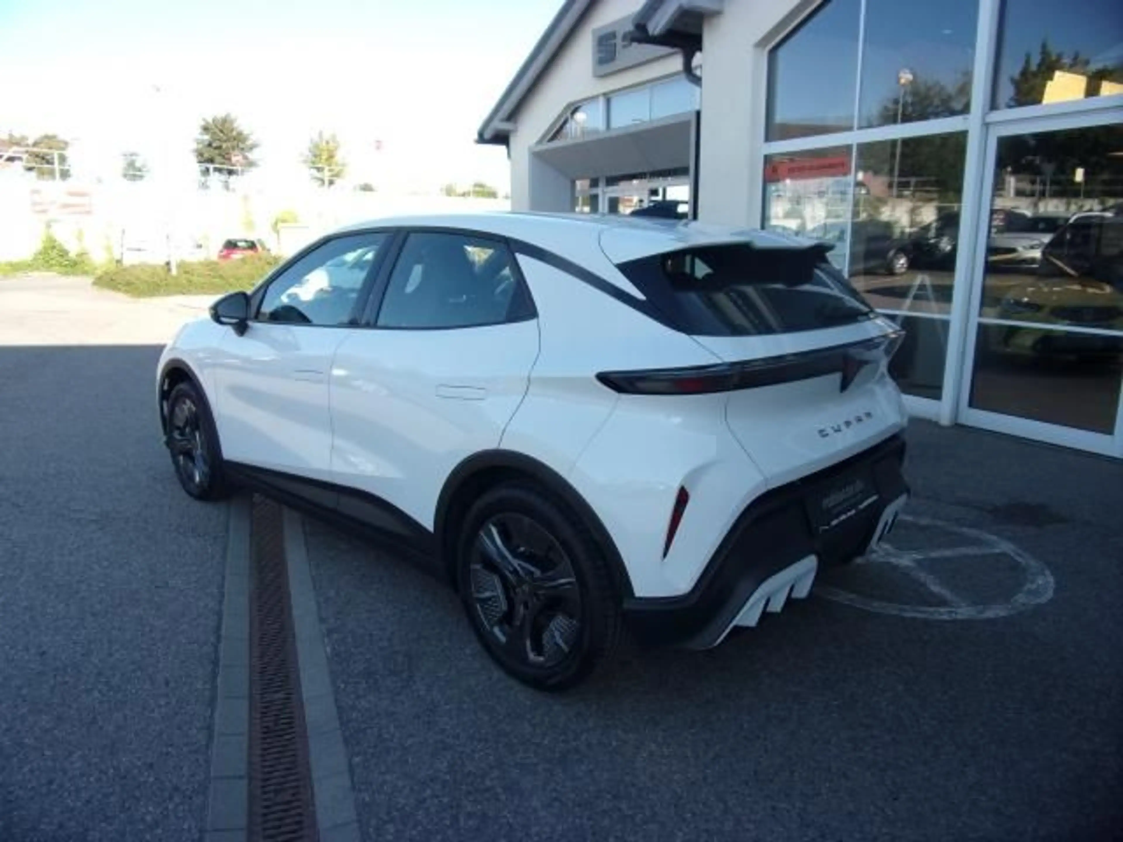 CUPRA Raval RAVAL ENDURANCE EDITION DYNAMIC 155 KW  52 KWH — photo 3