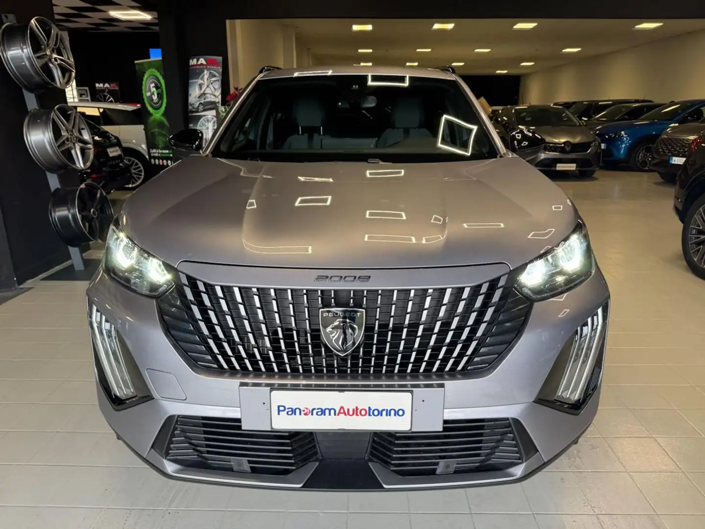 Peugeot 2008 PureTech 100 S&S Allure Grijs - 2