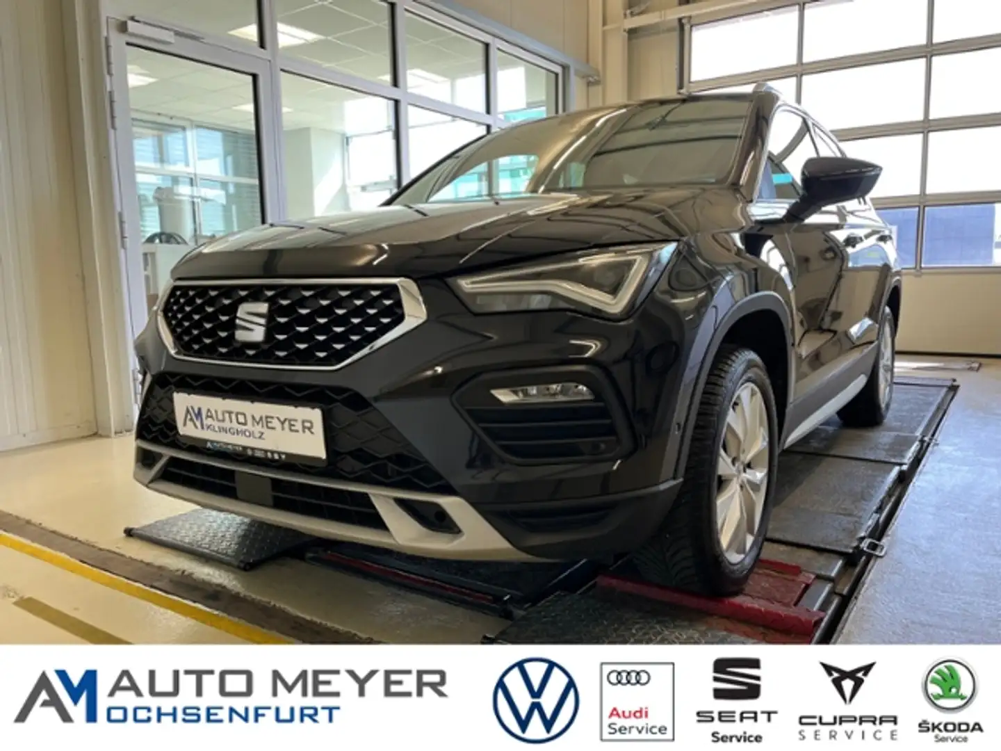 SEAT Ateca Xperience 1.5 TSI DSG Navi AHK ACC LED Schwarz - 1