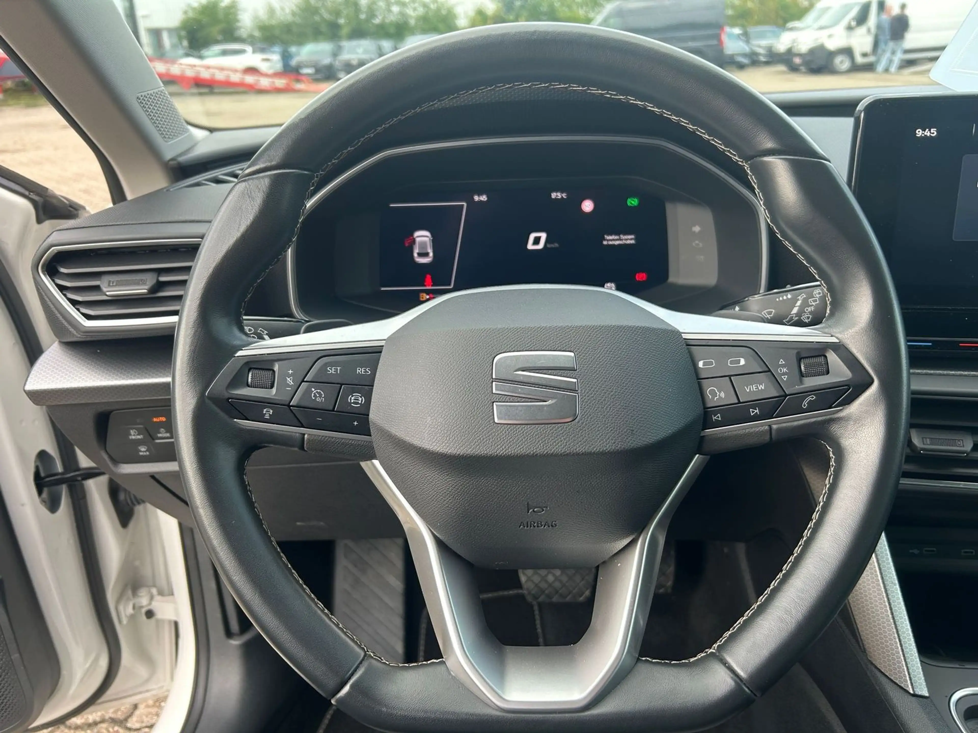 SEAT Leon Style 1.0 eTSI DSG NAVI*KAMERA*PDC*KESSY*LED* — photo 11