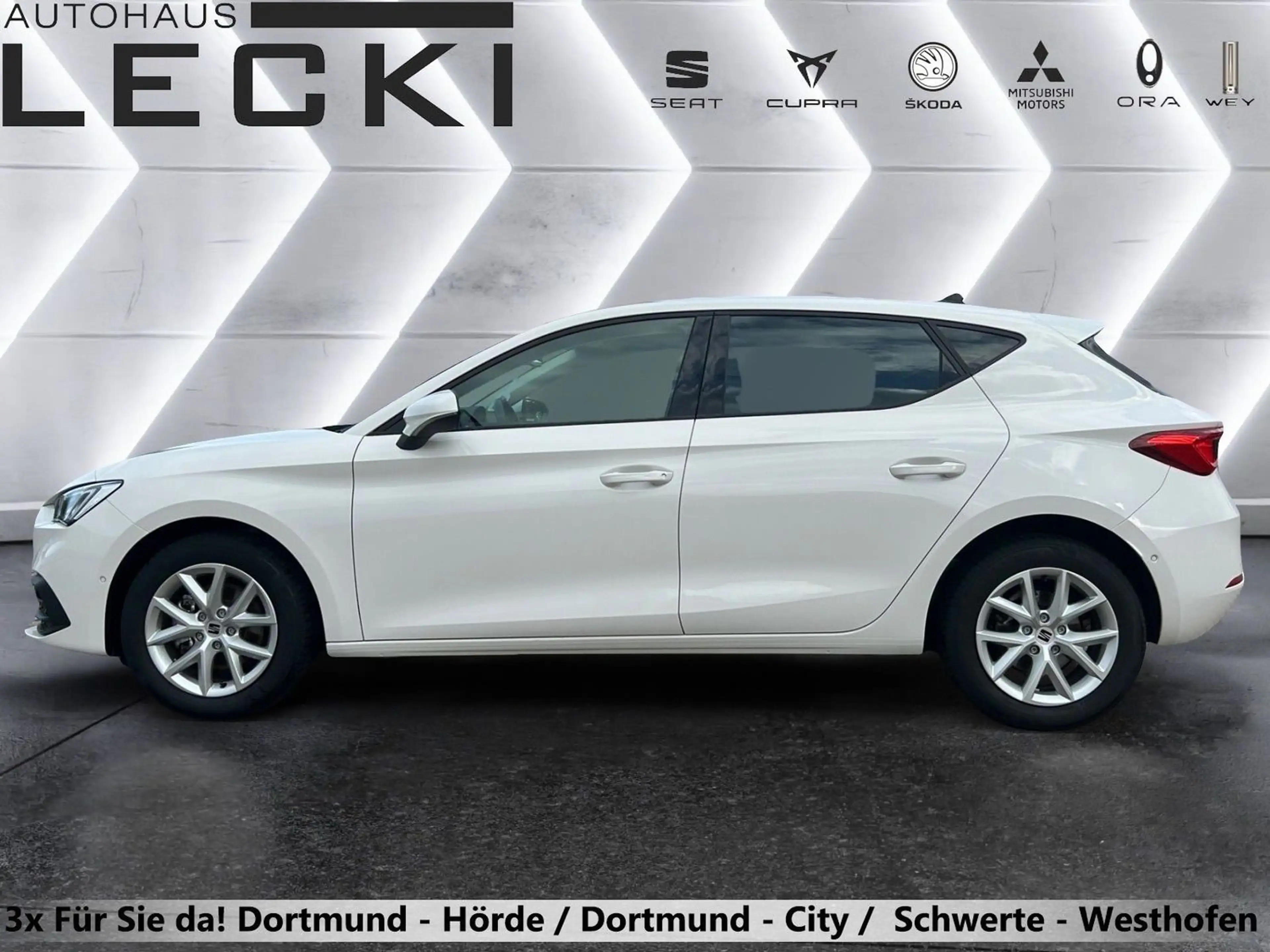 SEAT Leon Style 1.0 eTSI DSG NAVI*KAMERA*PDC*KESSY*LED* — photo 6