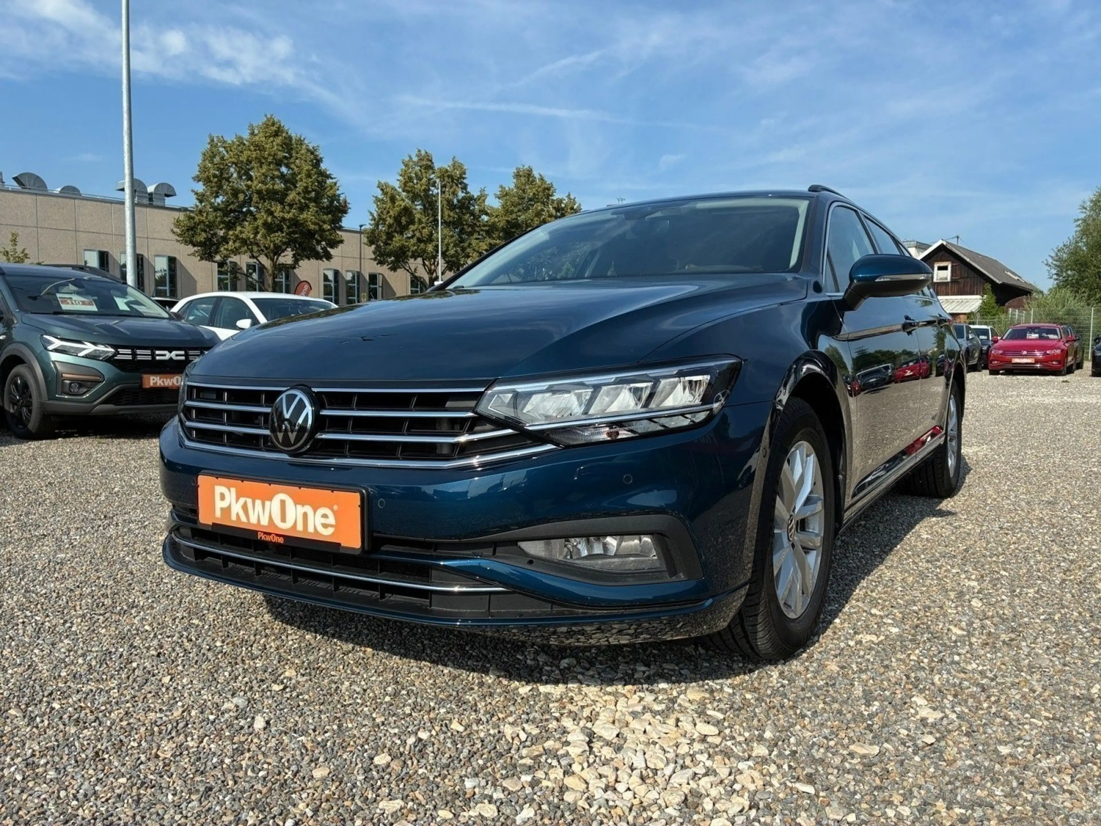 Volkswagen Passat Variant 2.0 TDI AHK*MASSAGE*NAVI*PDC*SHZ* — photo 12
