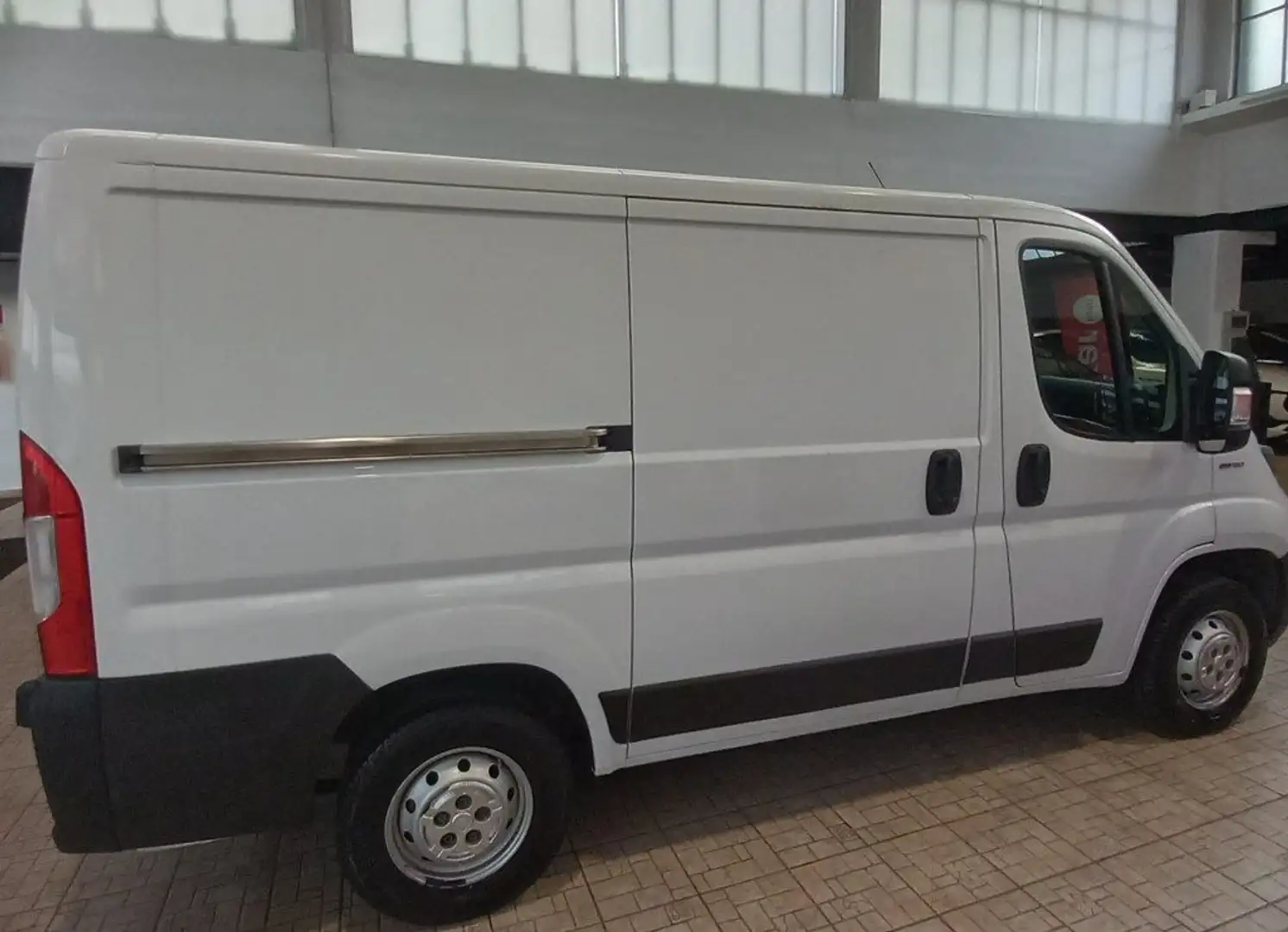 Fiat Ducato 33 2.3 MJT 120CV PC-TB Furgone Bianco - 2