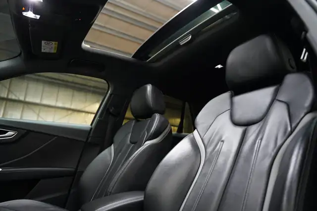Audi Q2 view 11