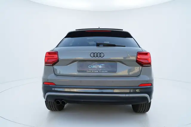 Audi Q2 view 6