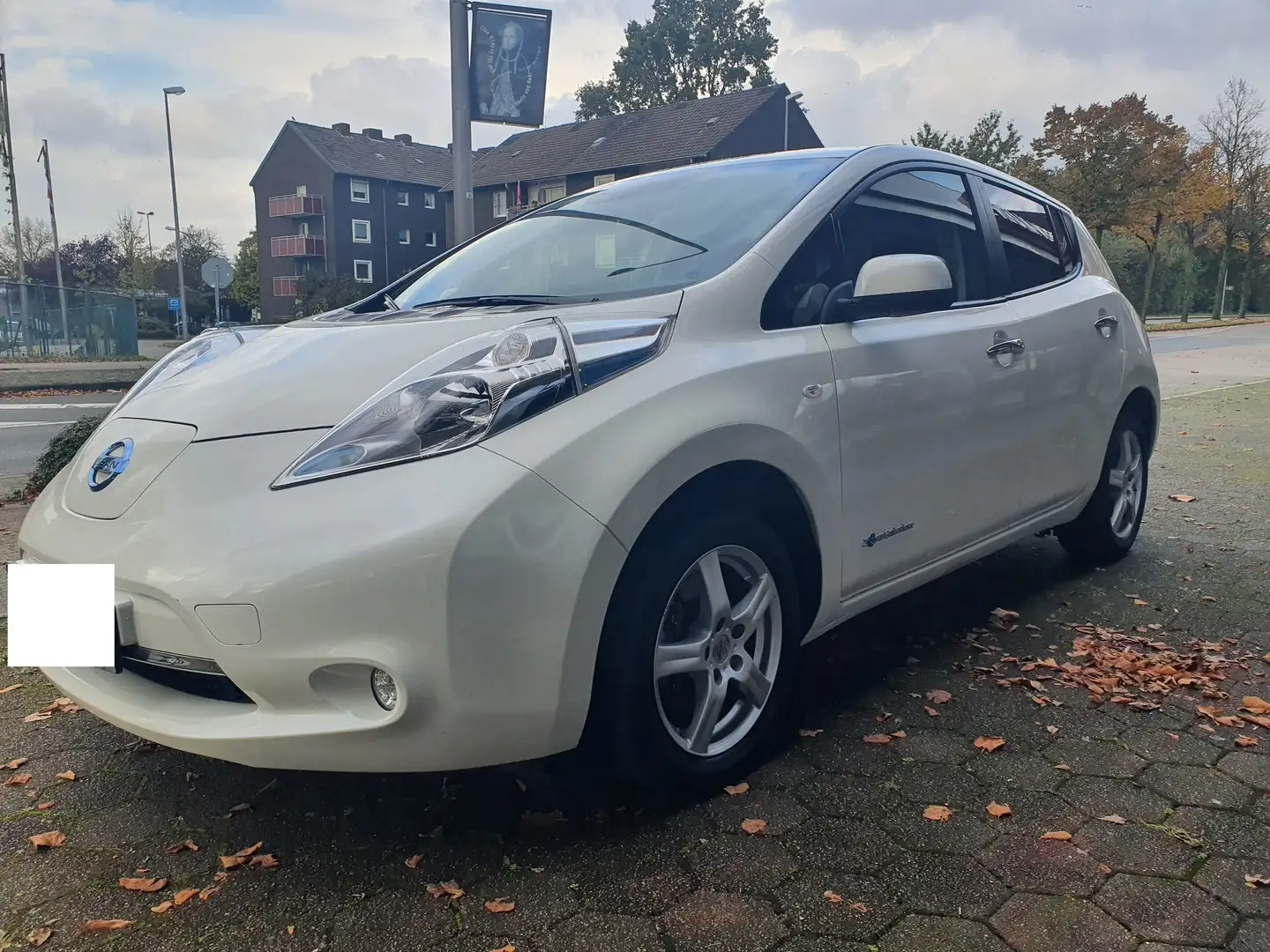 Nissan Leaf 24 kWh (mit Batterie) Acenta White - 2