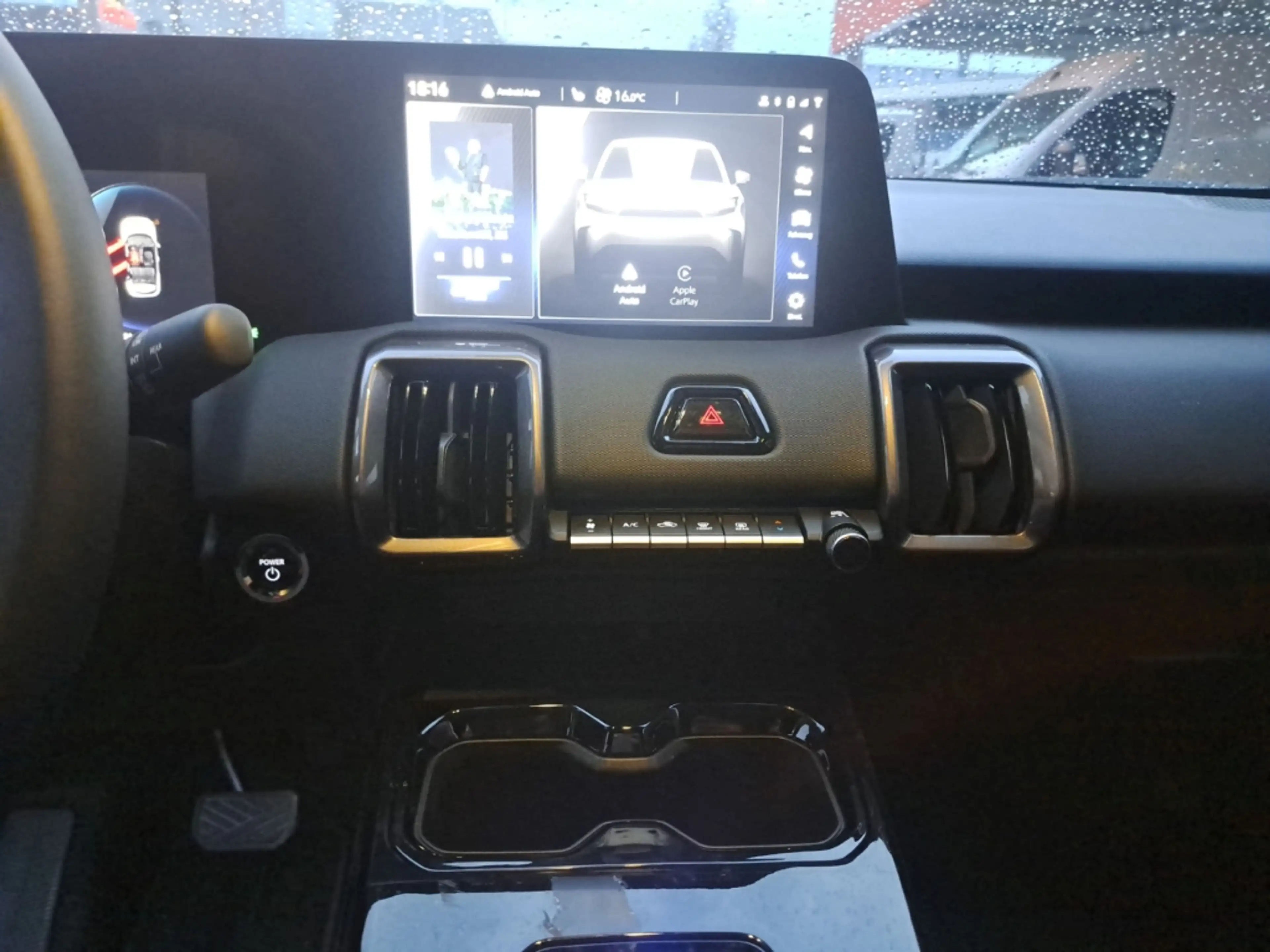 Toyota Urban Cruiser Teamplayer, Android Auto, Rückfahrkamera,Sitzheizu — photo 11