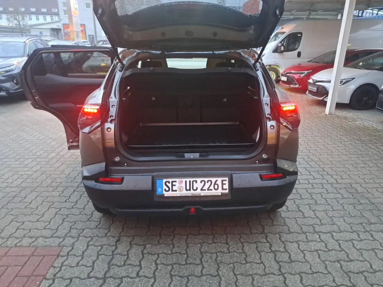 Toyota Urban Cruiser Teamplayer, Android Auto, Rückfahrkamera,Sitzheizu 7