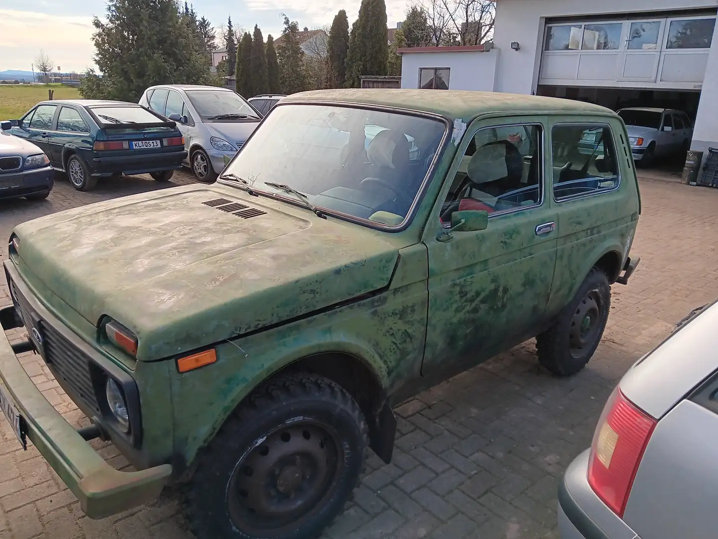 Lada Niva Niva+1.7i+LPGKult Зелёный - 1