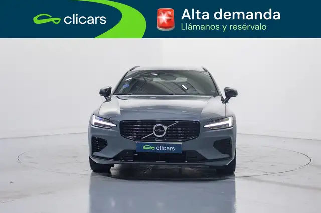 Volvo V60 view 2