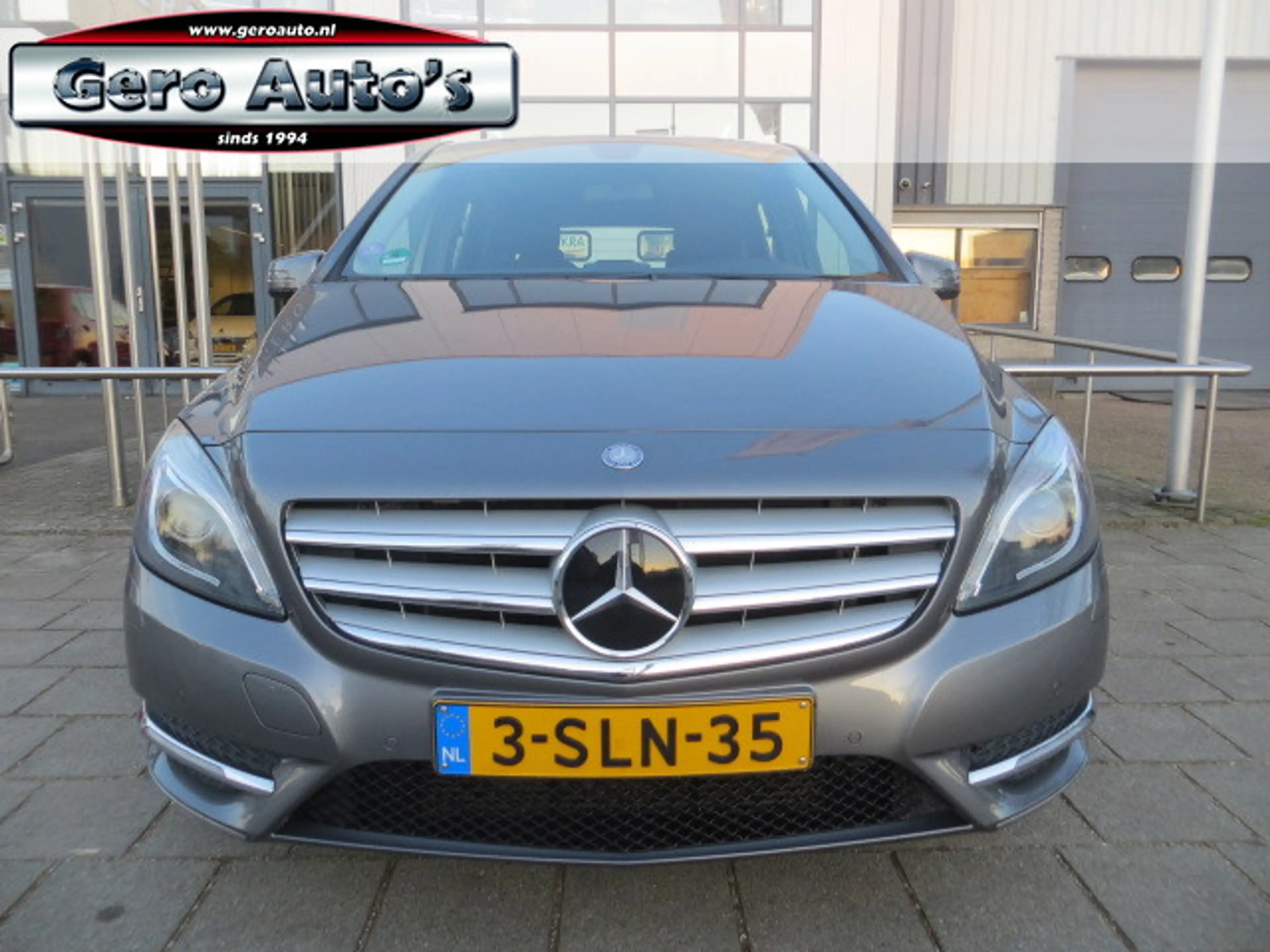 Mercedes-Benz B 180 Ambition nl-auto bi-xenon ,cruise control pdc led — photo 3