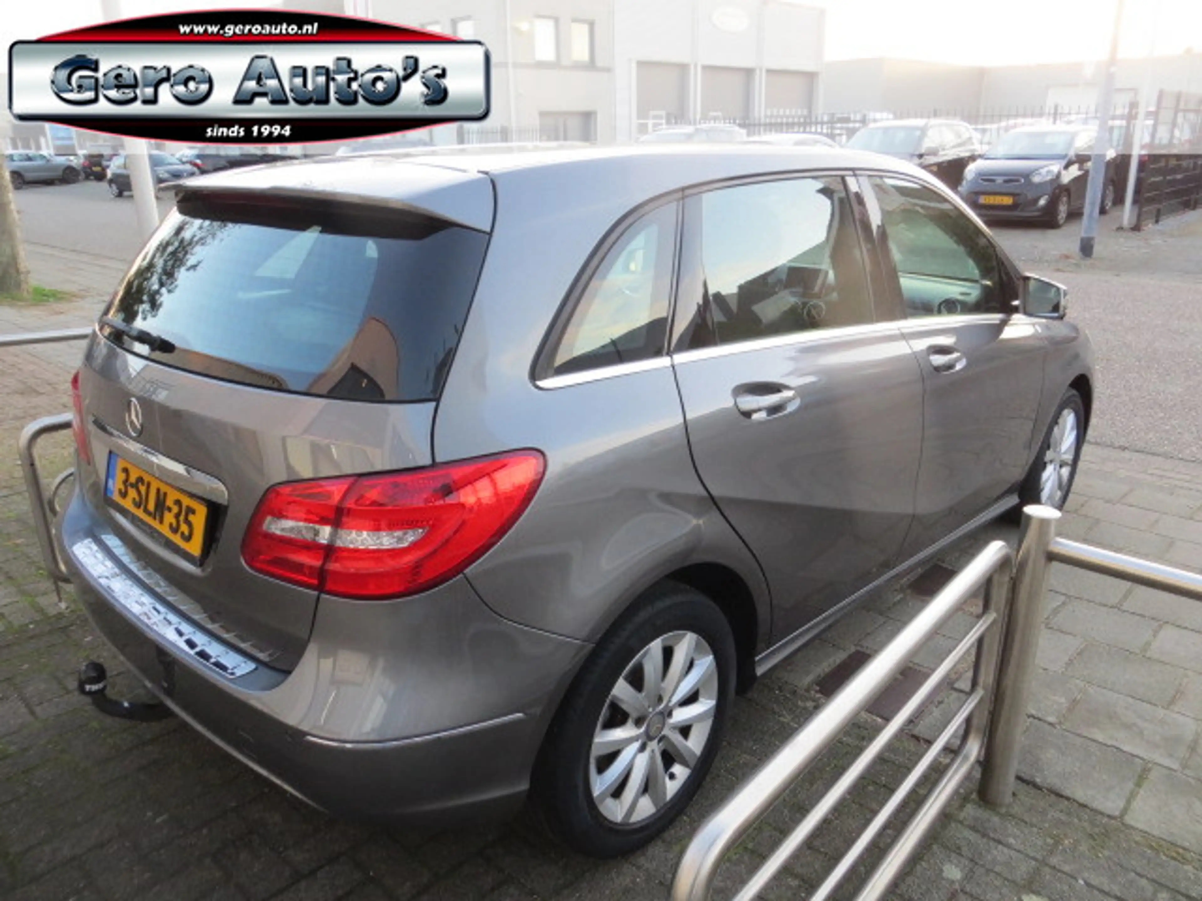 Mercedes-Benz B 180 Ambition nl-auto bi-xenon ,cruise control pdc led — photo 6