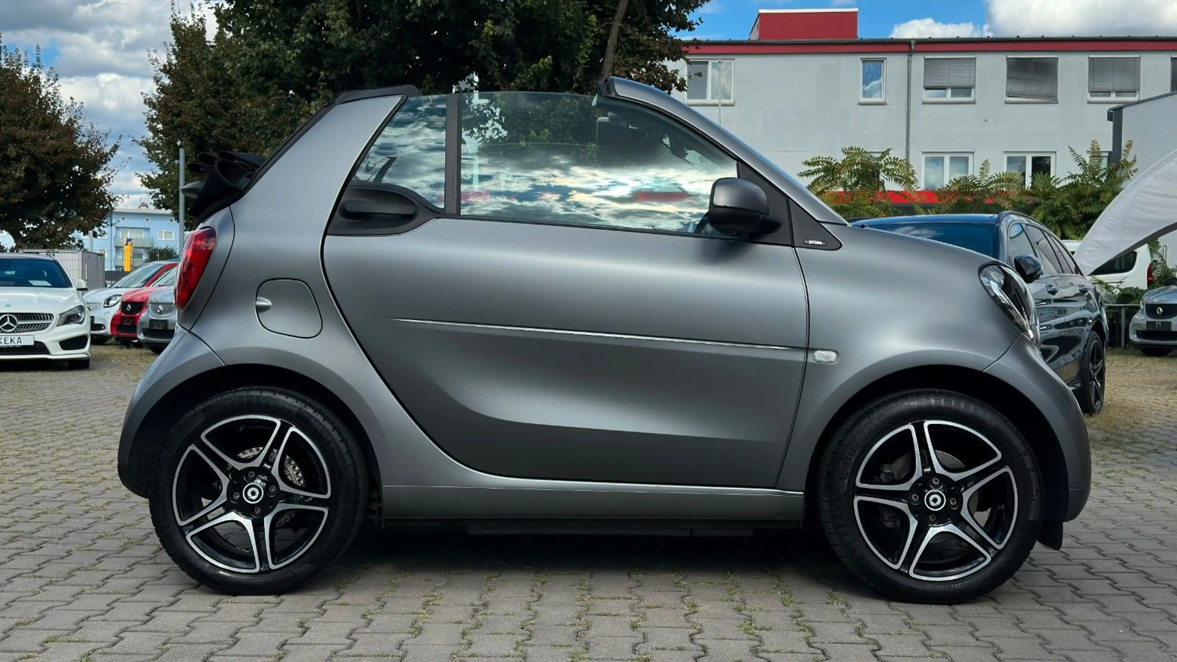 smart forTwo Cabrio TURBO DCT TITANIA MATT GREY! SPORTPAKET! — photo 10