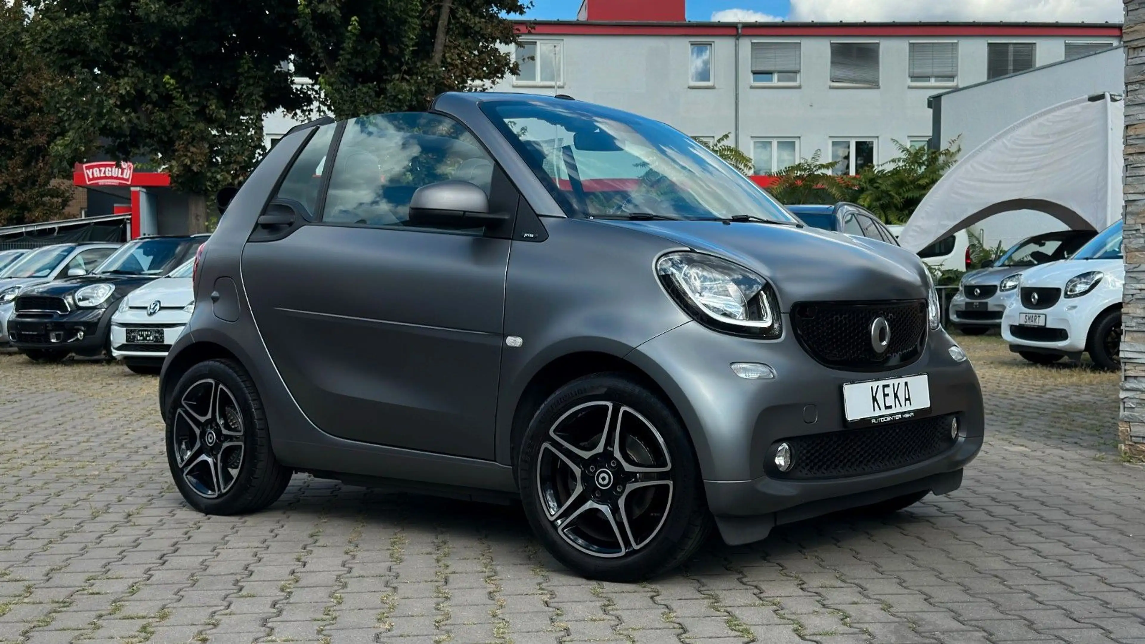 smart forTwo Cabrio TURBO DCT TITANIA MATT GREY! SPORTPAKET! — photo 9