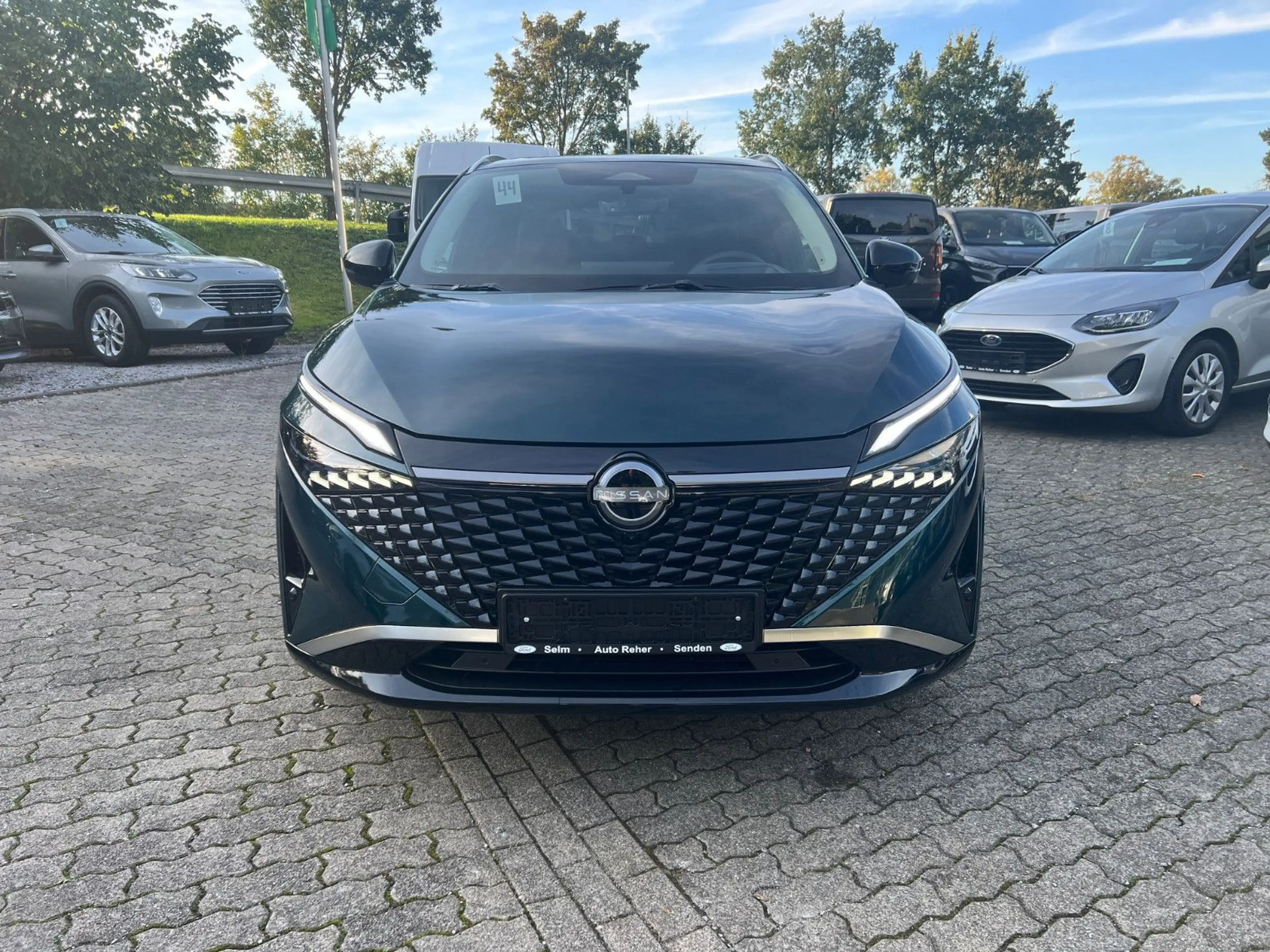 Nissan Qashqai 1.3 DIG-T MHEV Tekna+ ACC 360º Kamera — photo 2