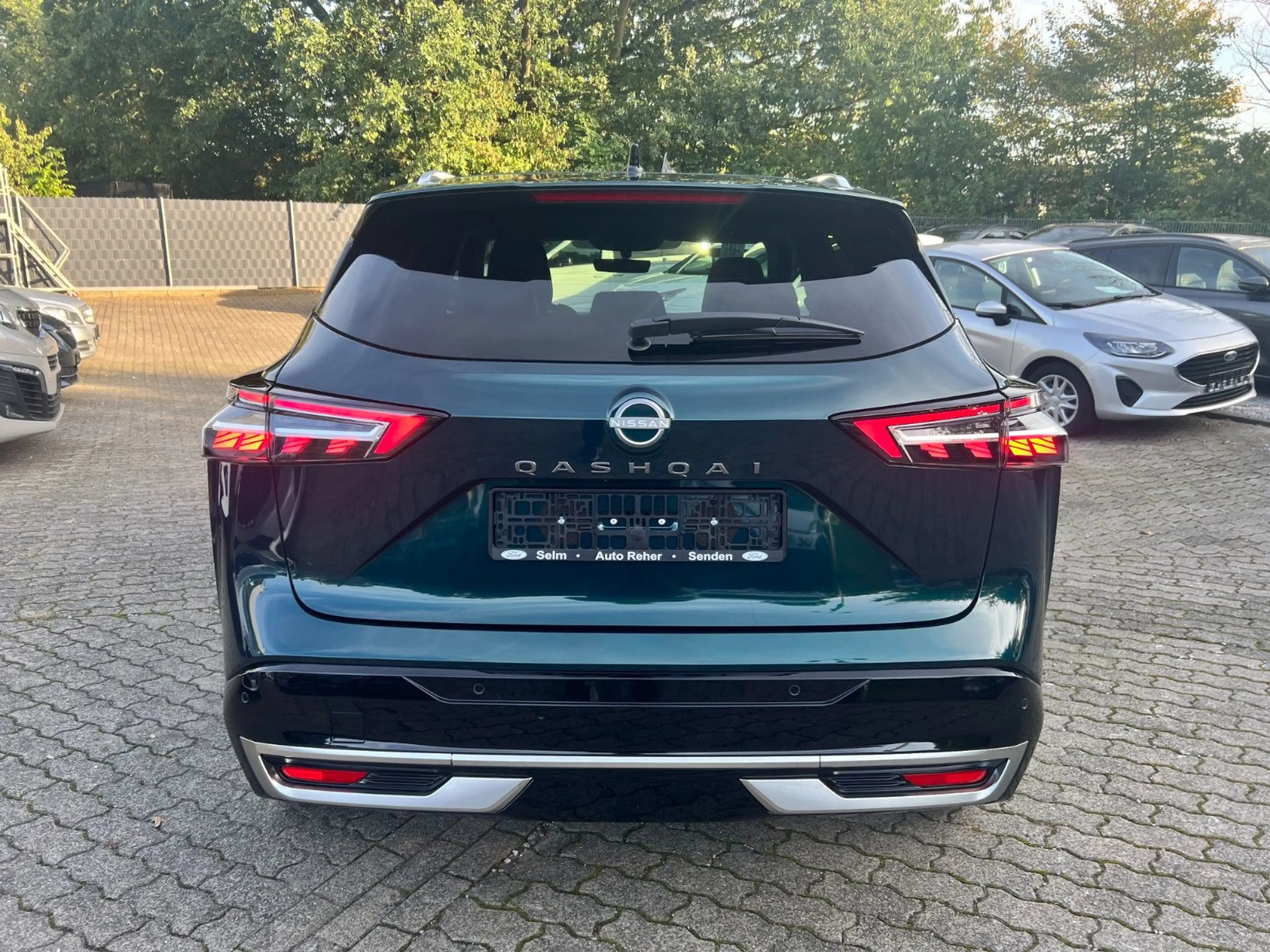 Nissan Qashqai 1.3 DIG-T MHEV Tekna+ ACC 360º Kamera — photo 6