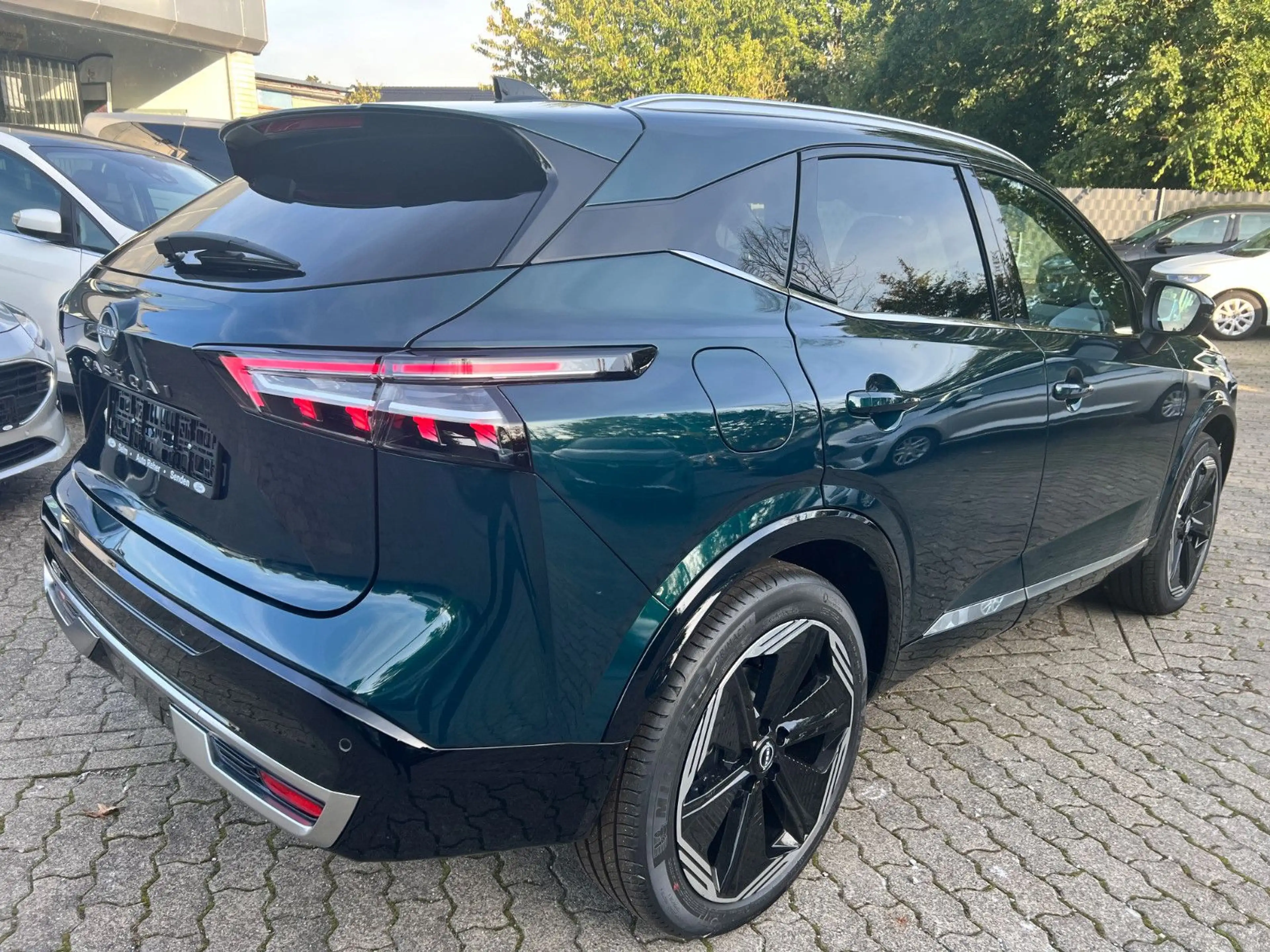 Nissan Qashqai 1.3 DIG-T MHEV Tekna+ ACC 360º Kamera — photo 5
