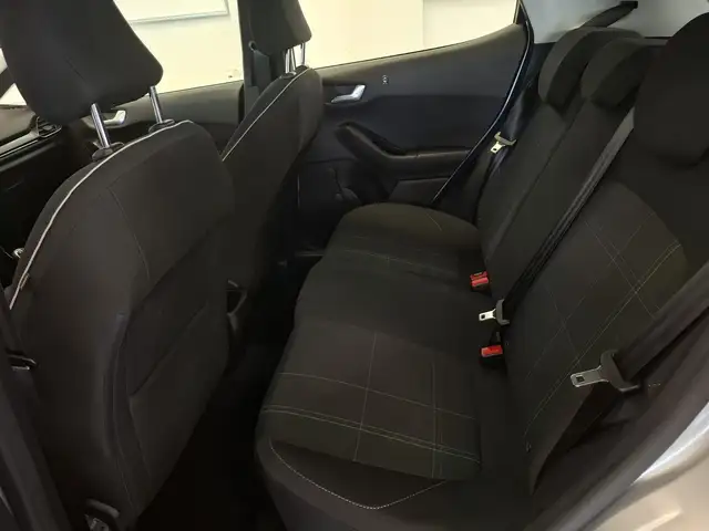 Ford Fiesta view 11