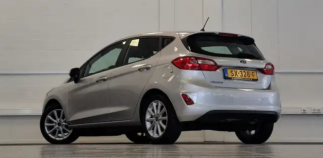Ford Fiesta view 6