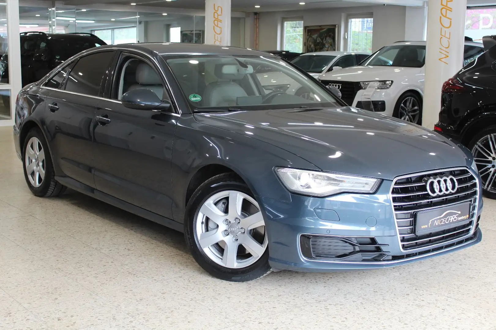 Audi A6 Lim. 3.0 TDI"Leder"SitzKLIMA"2Hand"Navi" Modrá - 1