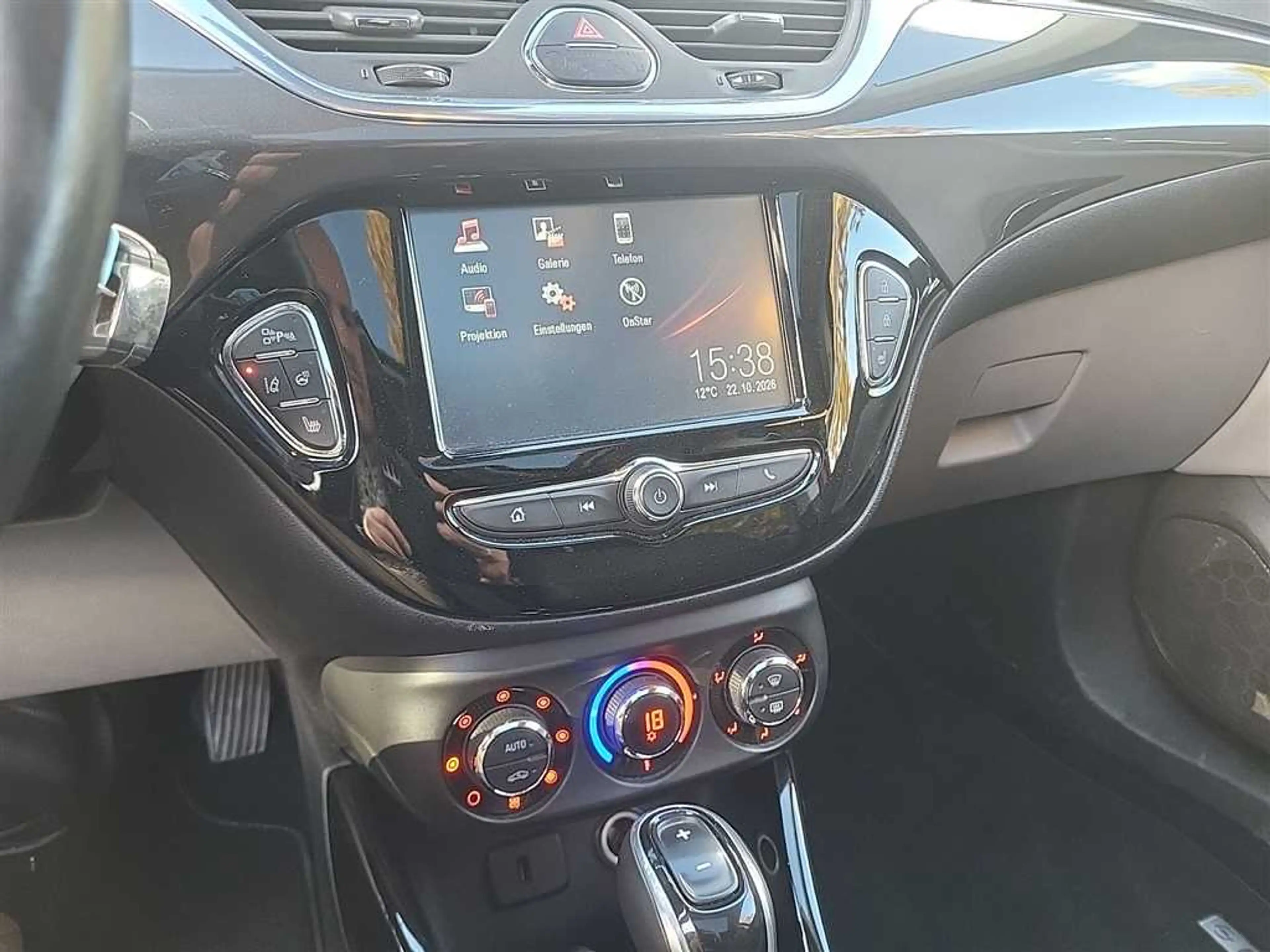 Opel Corsa INNOVATION Automatik Panoramadach LED SHZ PDC uvm. — photo 13