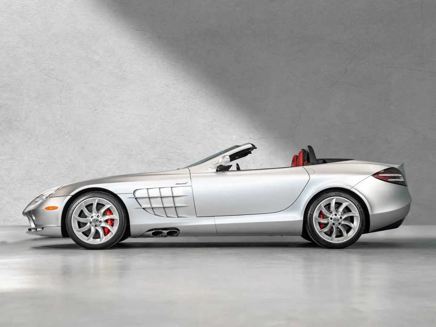 Mercedes-Benz SLR McLaren Roadster T1 Schweiz Silber - 1