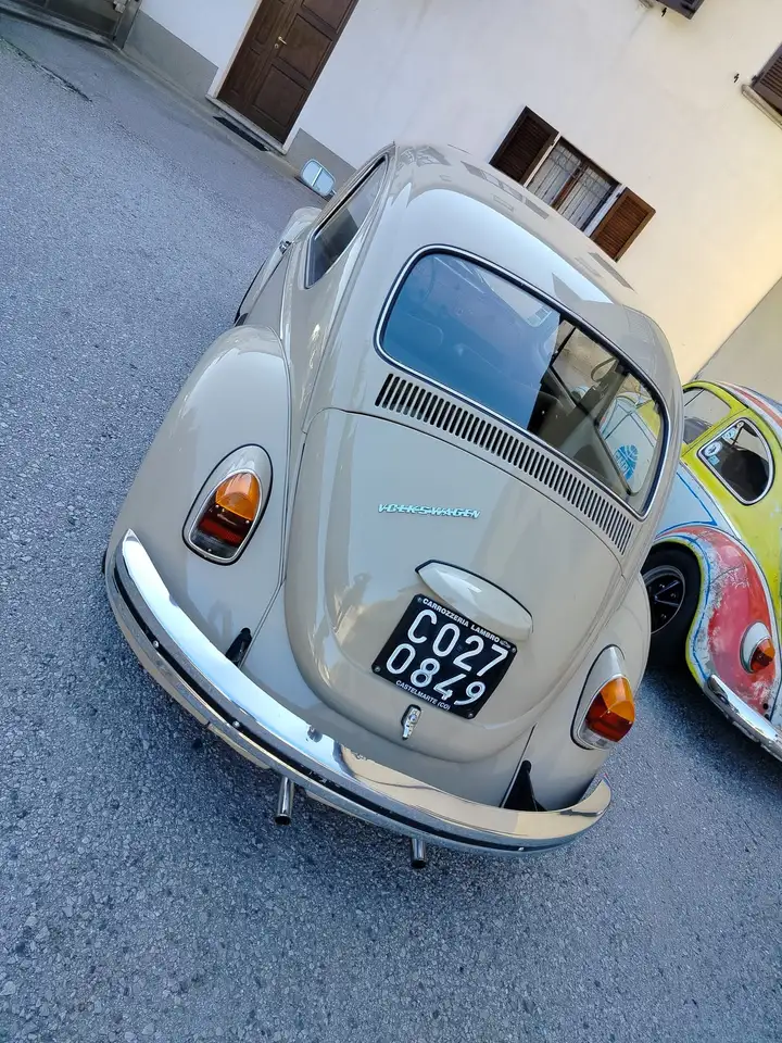 Volkswagen Maggiolino tetto apribile 1970, foto 5