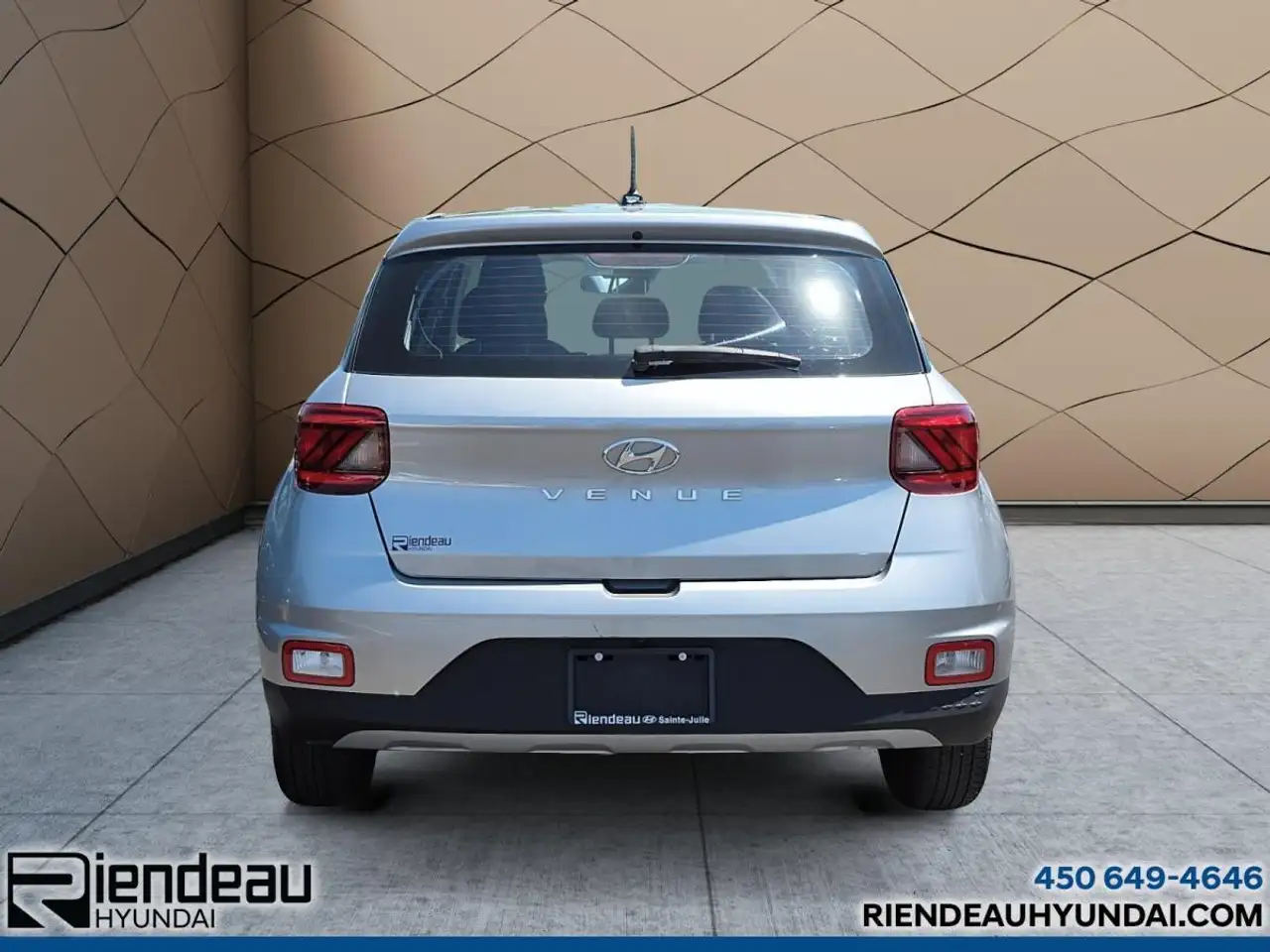 Hyundai Venue снимка Hyundai Venue